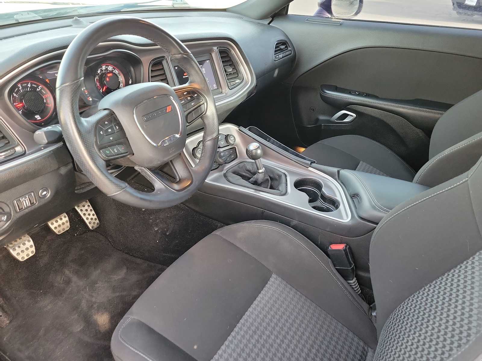 Thumbnail: 2022 Dodge Challenger - 10