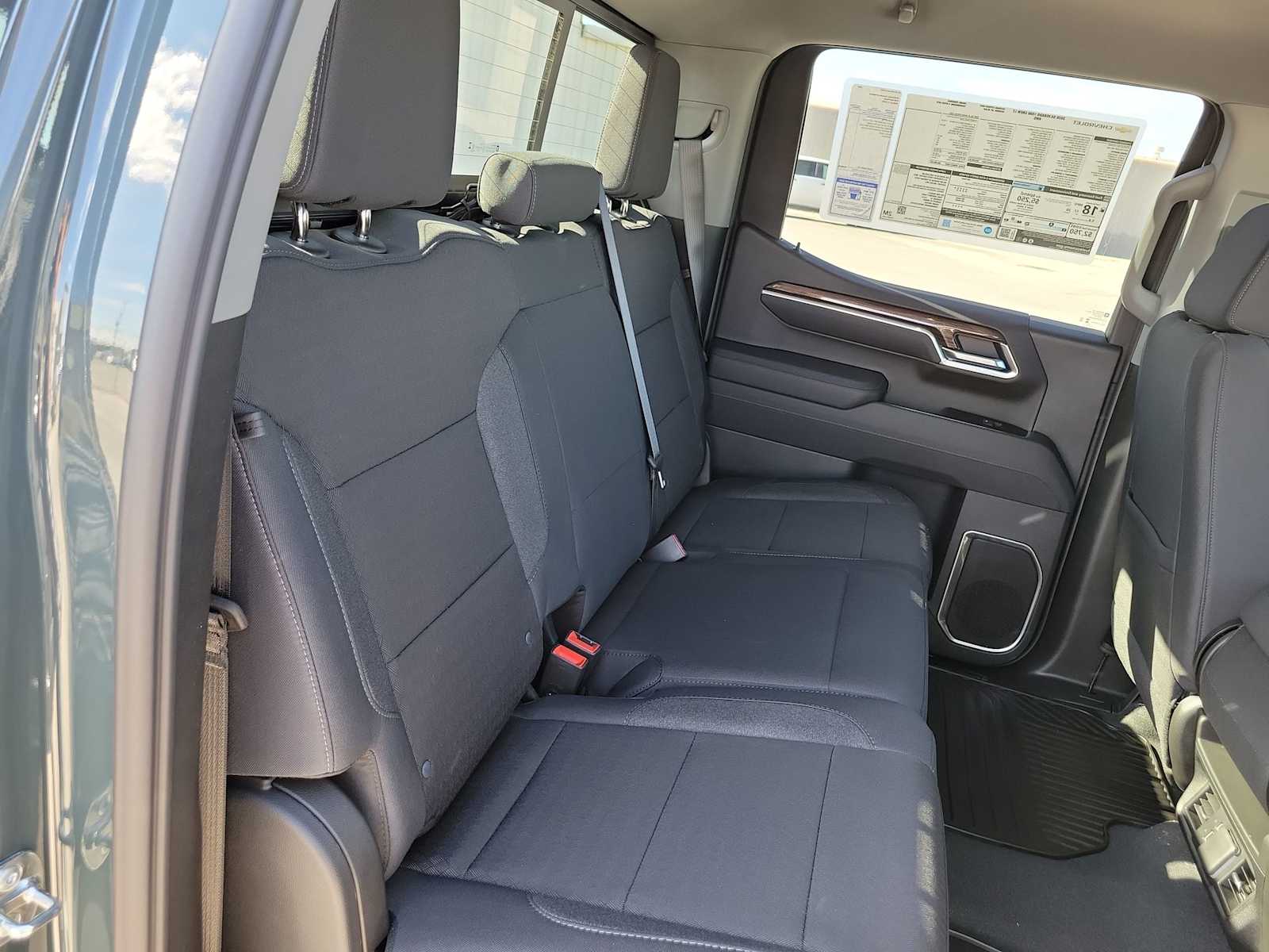 Thumbnail: 2026 Chevrolet Silverado 1500 - 21