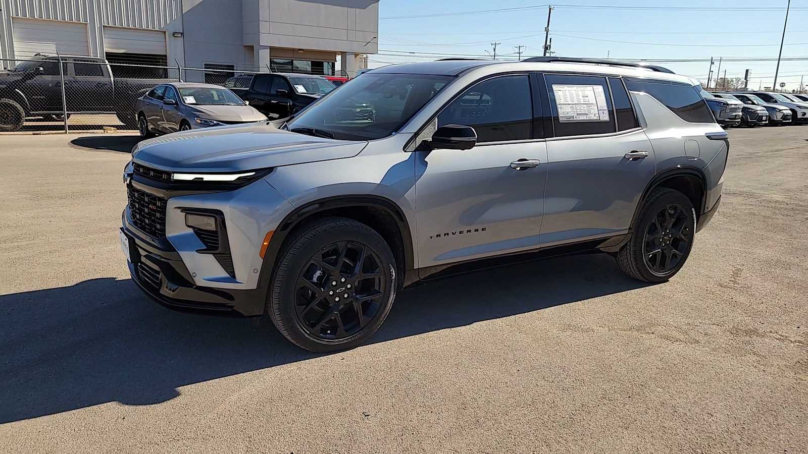 Thumbnail: 2026 Chevrolet Traverse - 4