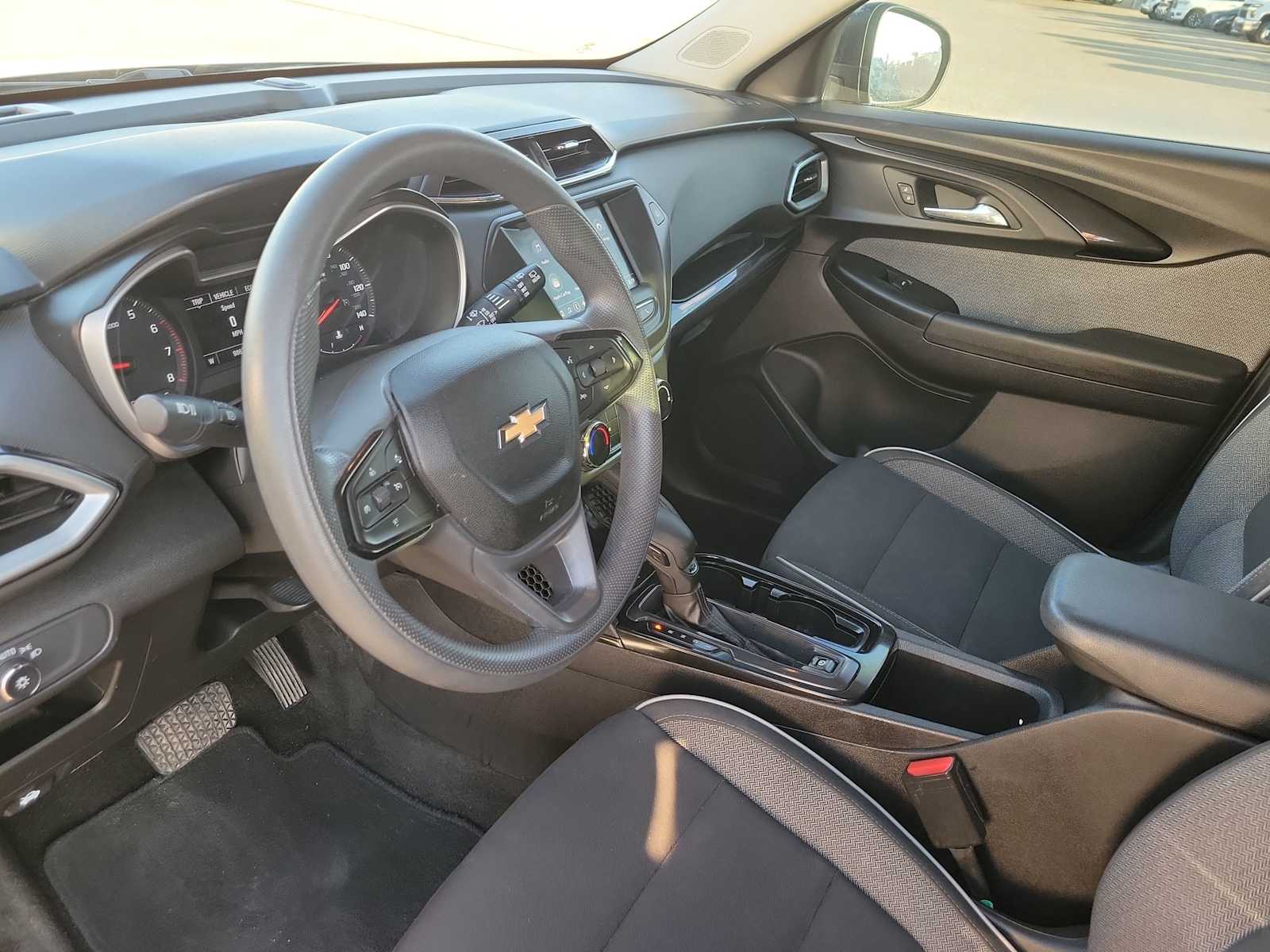 Thumbnail: 2021 Chevrolet TrailBlazer - 10