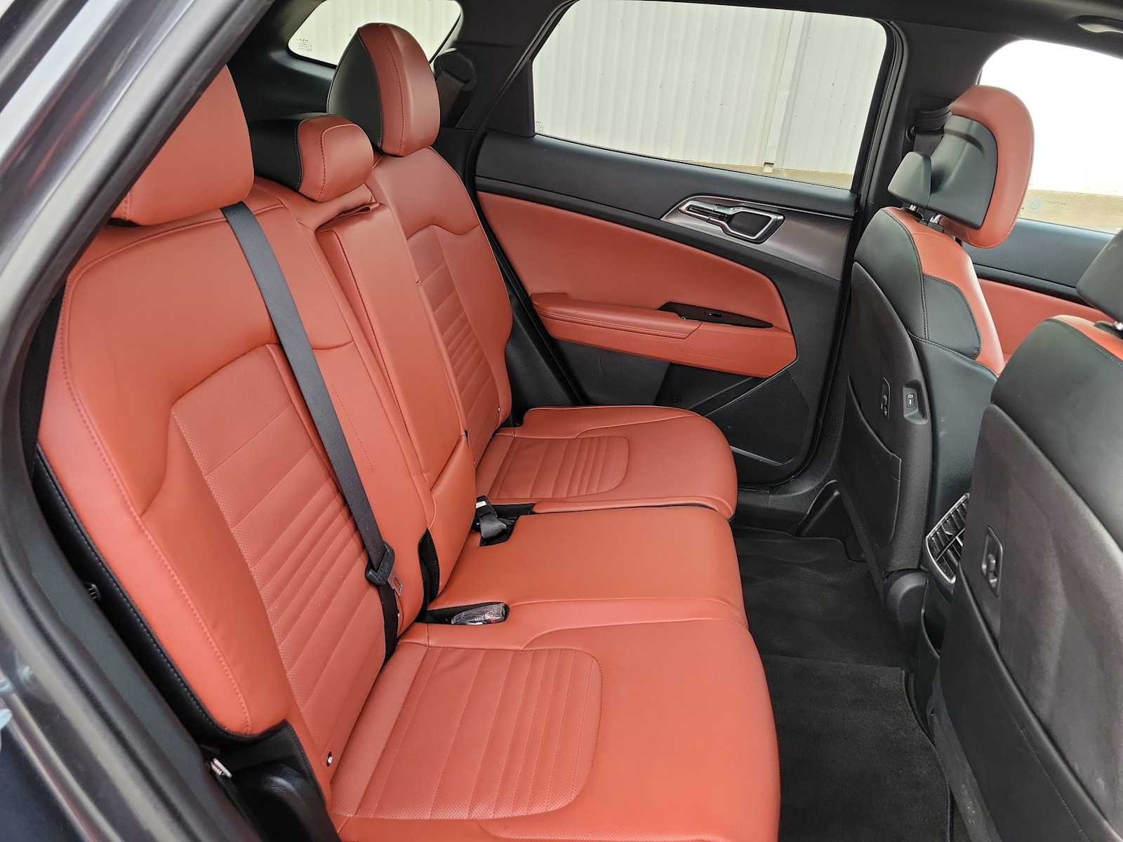 Thumbnail: 2023 Kia Sportage - 21