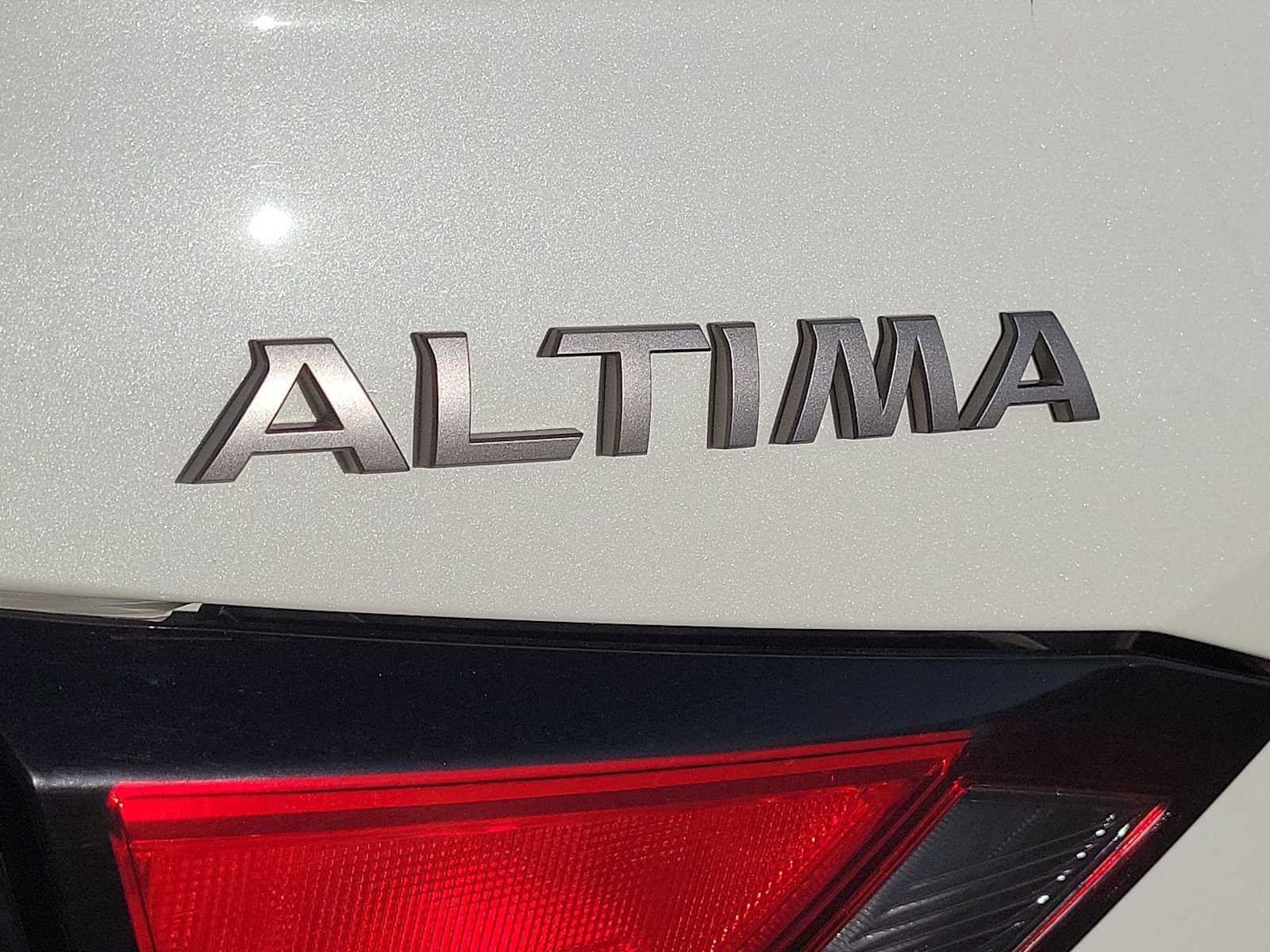 Thumbnail: 2025 Nissan Altima - 11