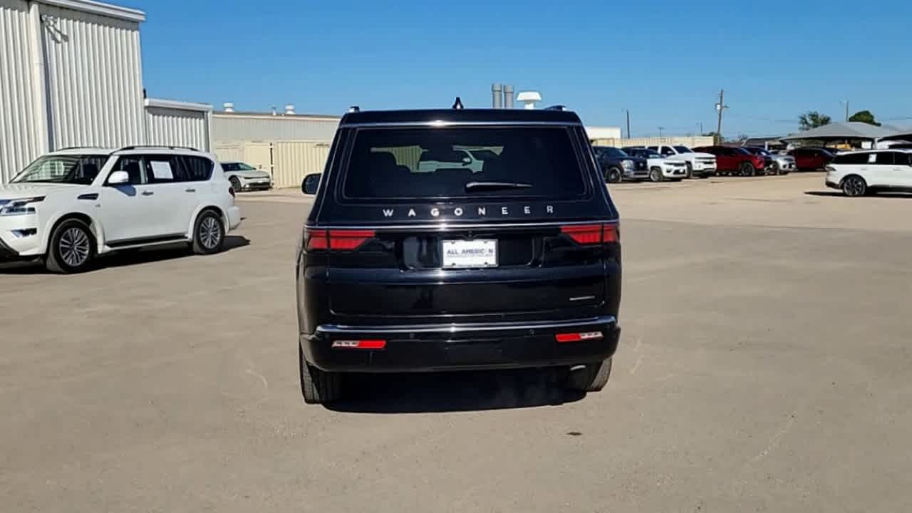Thumbnail: 2024 Jeep Wagoneer - 7