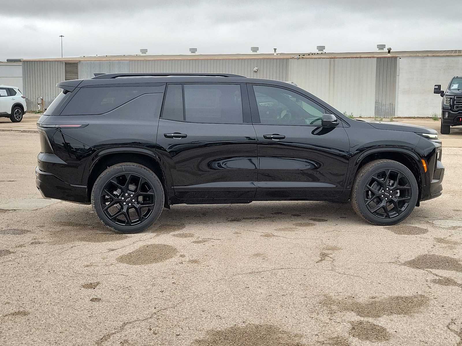 Thumbnail: 2026 Chevrolet Traverse - 9