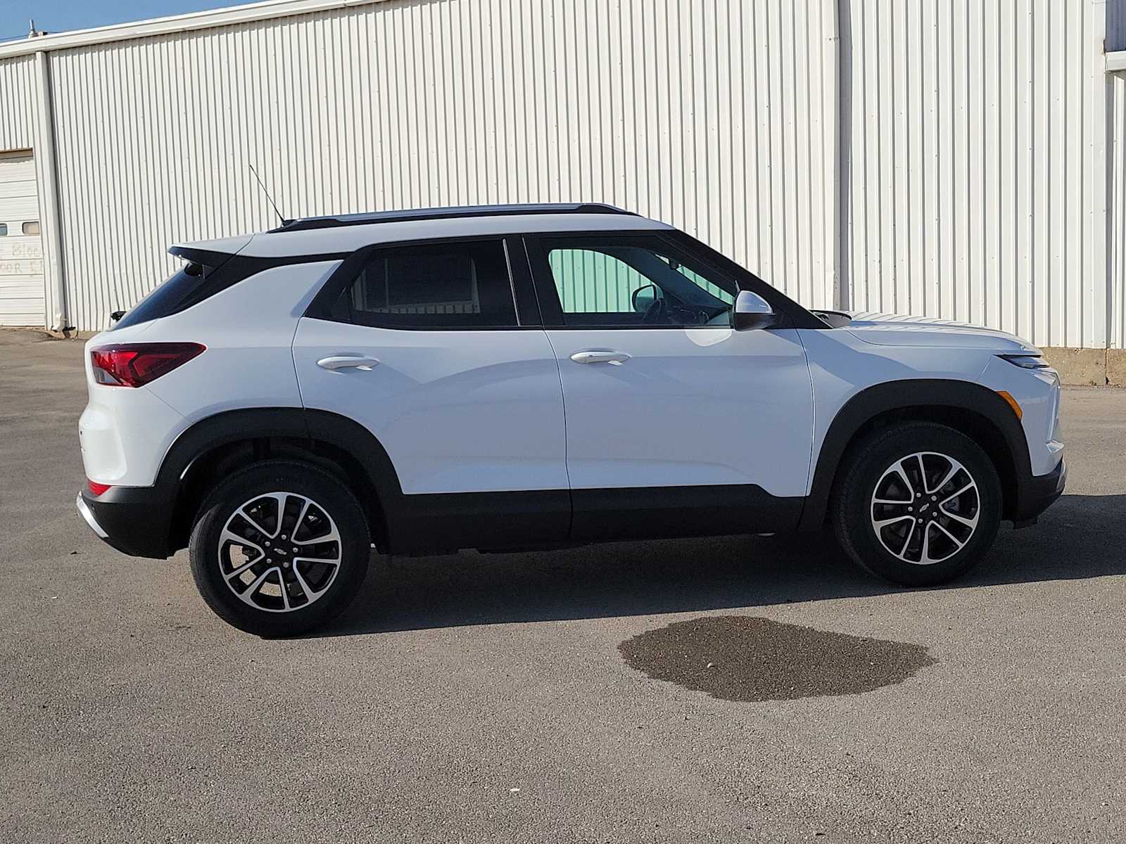 Thumbnail: 2026 Chevrolet TrailBlazer - 9