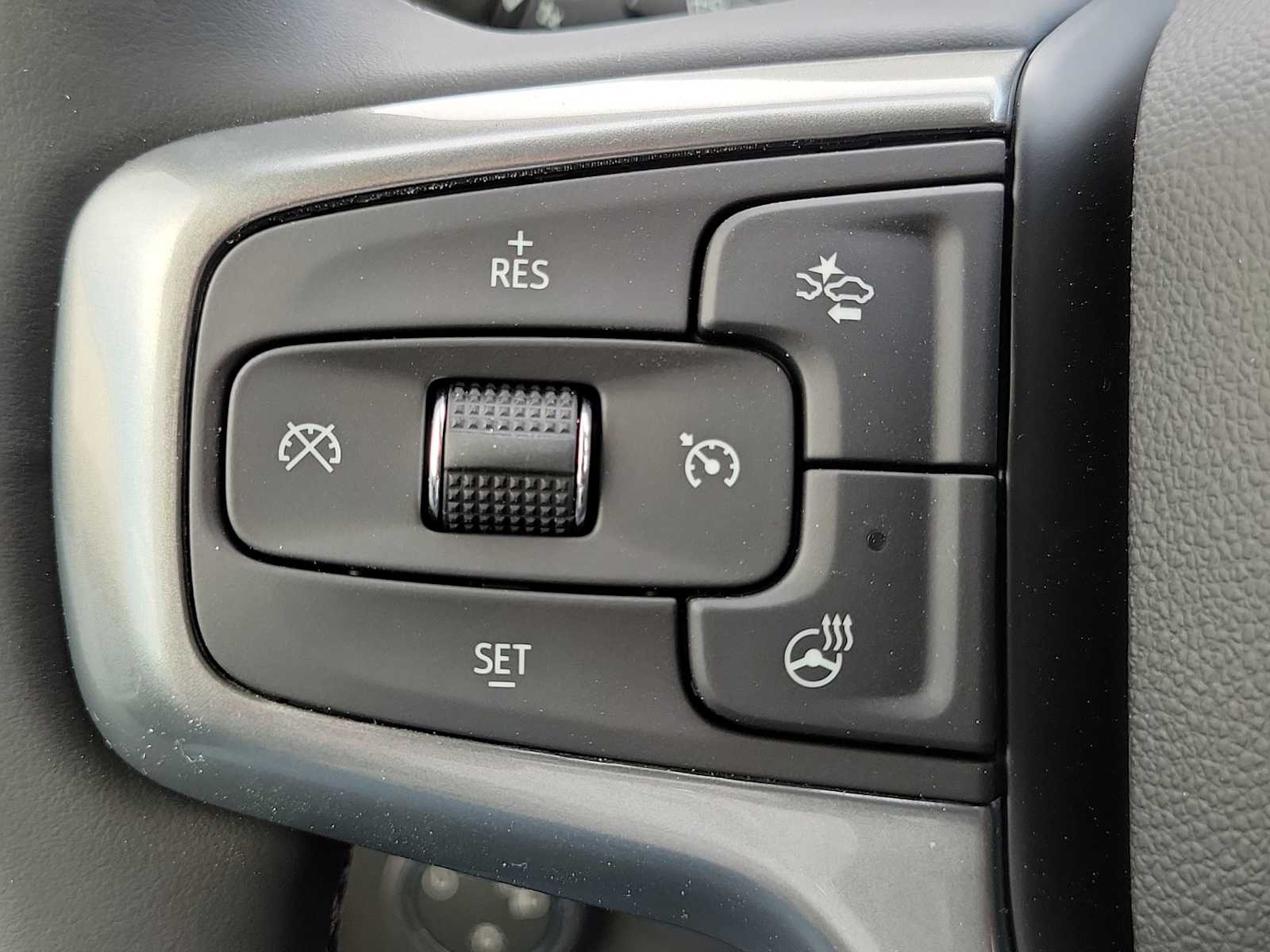 Thumbnail: 2026 Chevrolet Silverado 1500 - 23