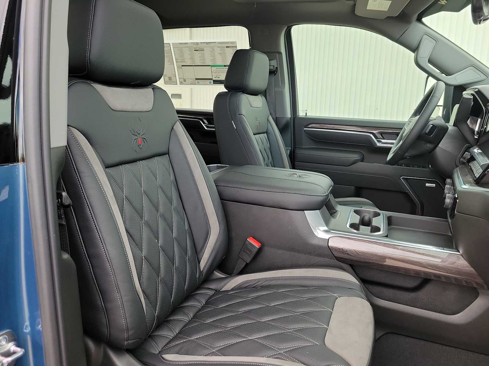 Thumbnail: 2026 Chevrolet Silverado 2500 - 18