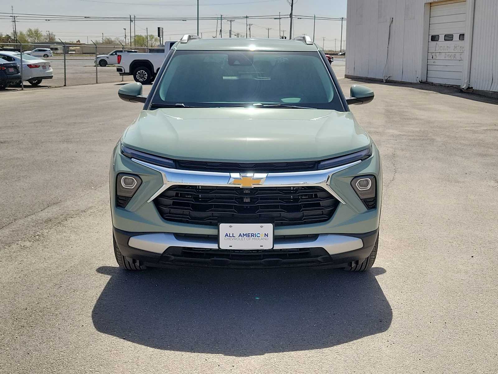 Thumbnail: 2026 Chevrolet TrailBlazer - 3