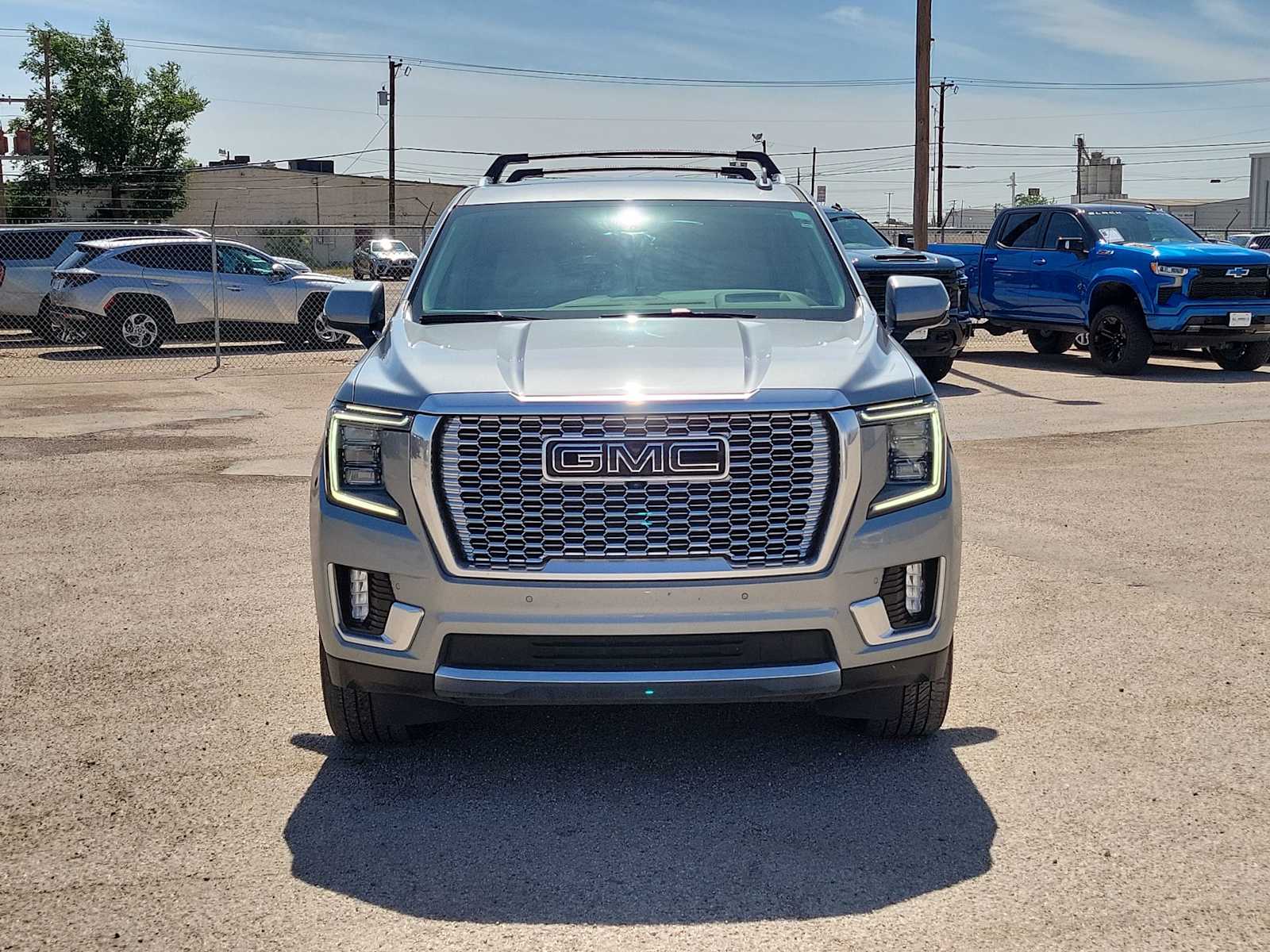 Thumbnail: 2023 GMC Yukon - 3