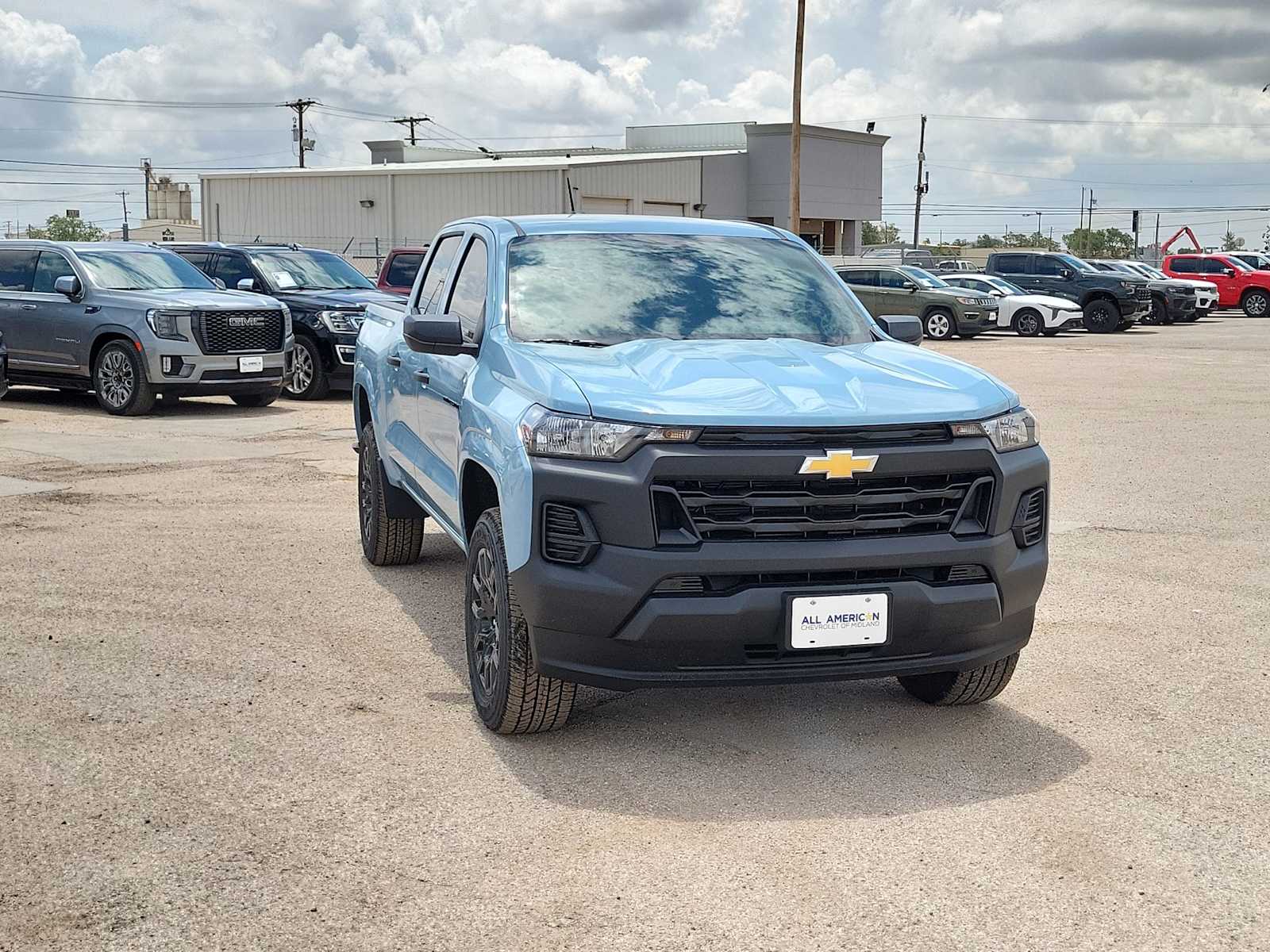 Thumbnail: 2026 Chevrolet Colorado - 2