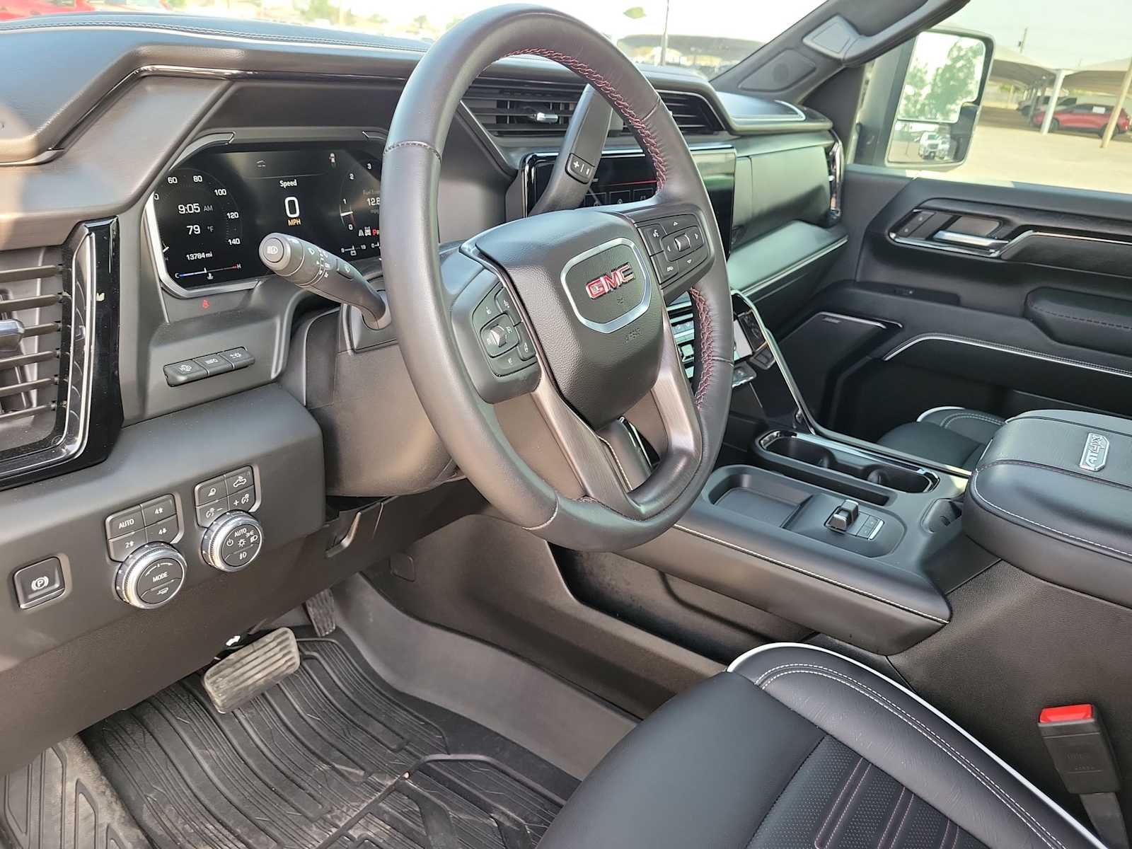 Thumbnail: 2026 GMC Sierra 2500 - 10