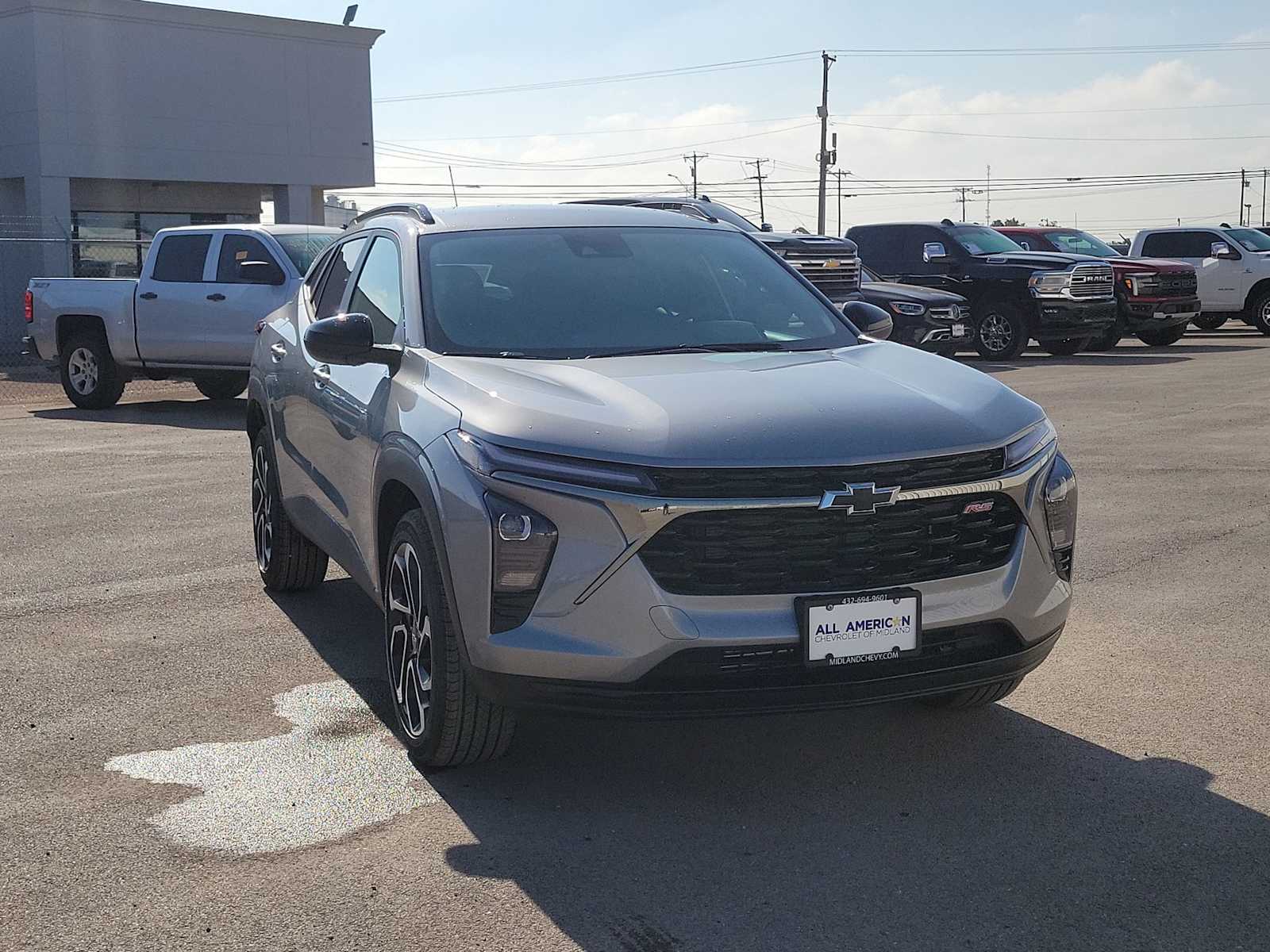 Thumbnail: 2026 Chevrolet Trax - 2