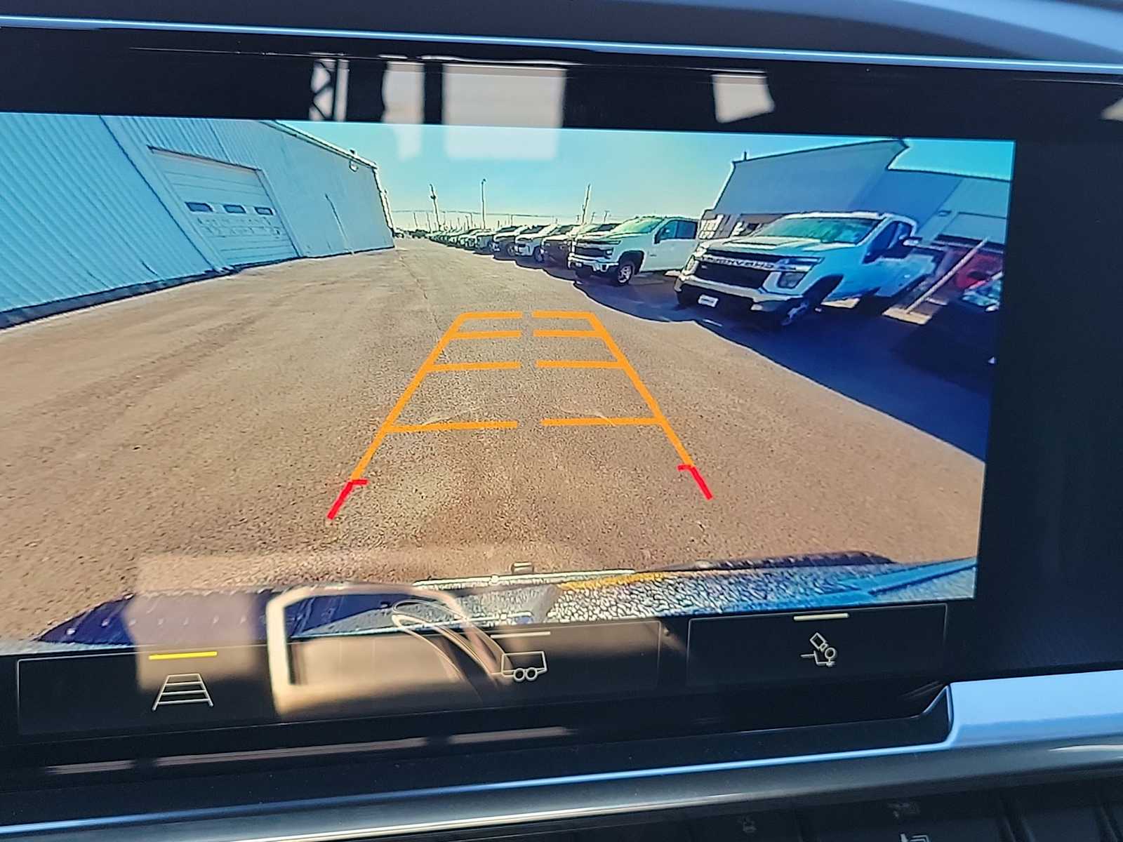 Thumbnail: 2026 Chevrolet Silverado 1500 - 28