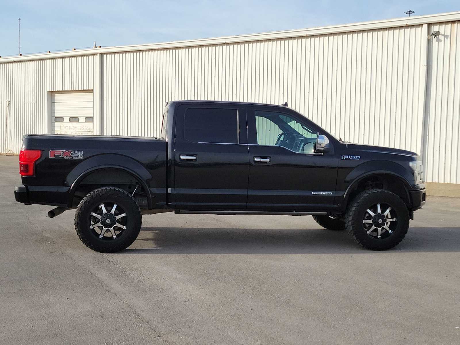 Thumbnail: 2018 Ford F-150 - 9