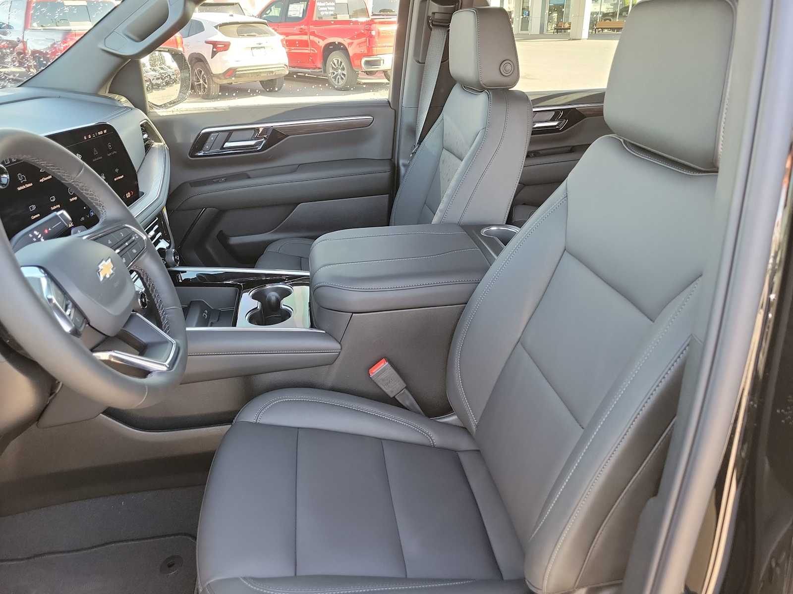 Thumbnail: 2026 Chevrolet Tahoe - 15