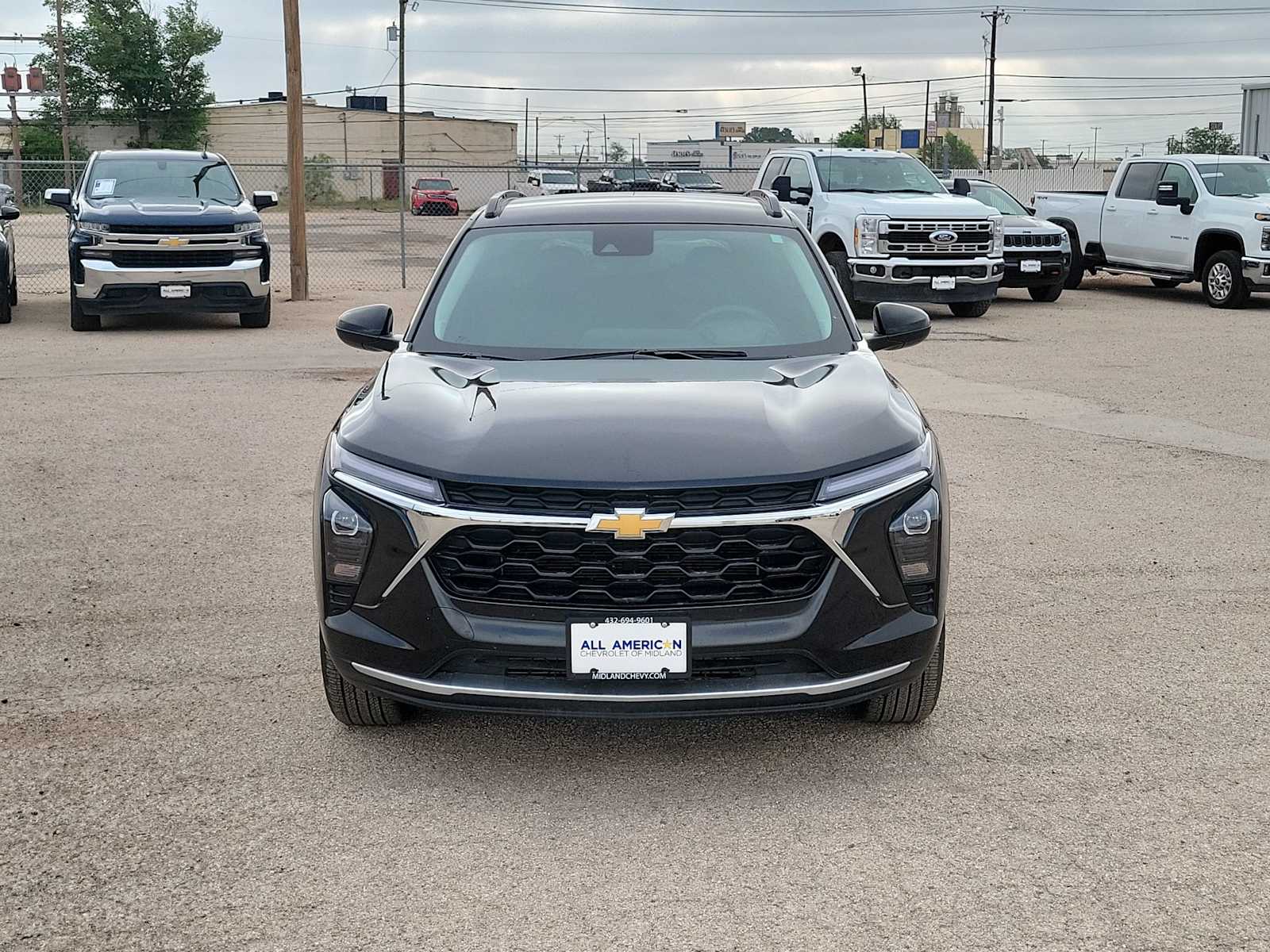 Thumbnail: 2025 Chevrolet Trax - 3