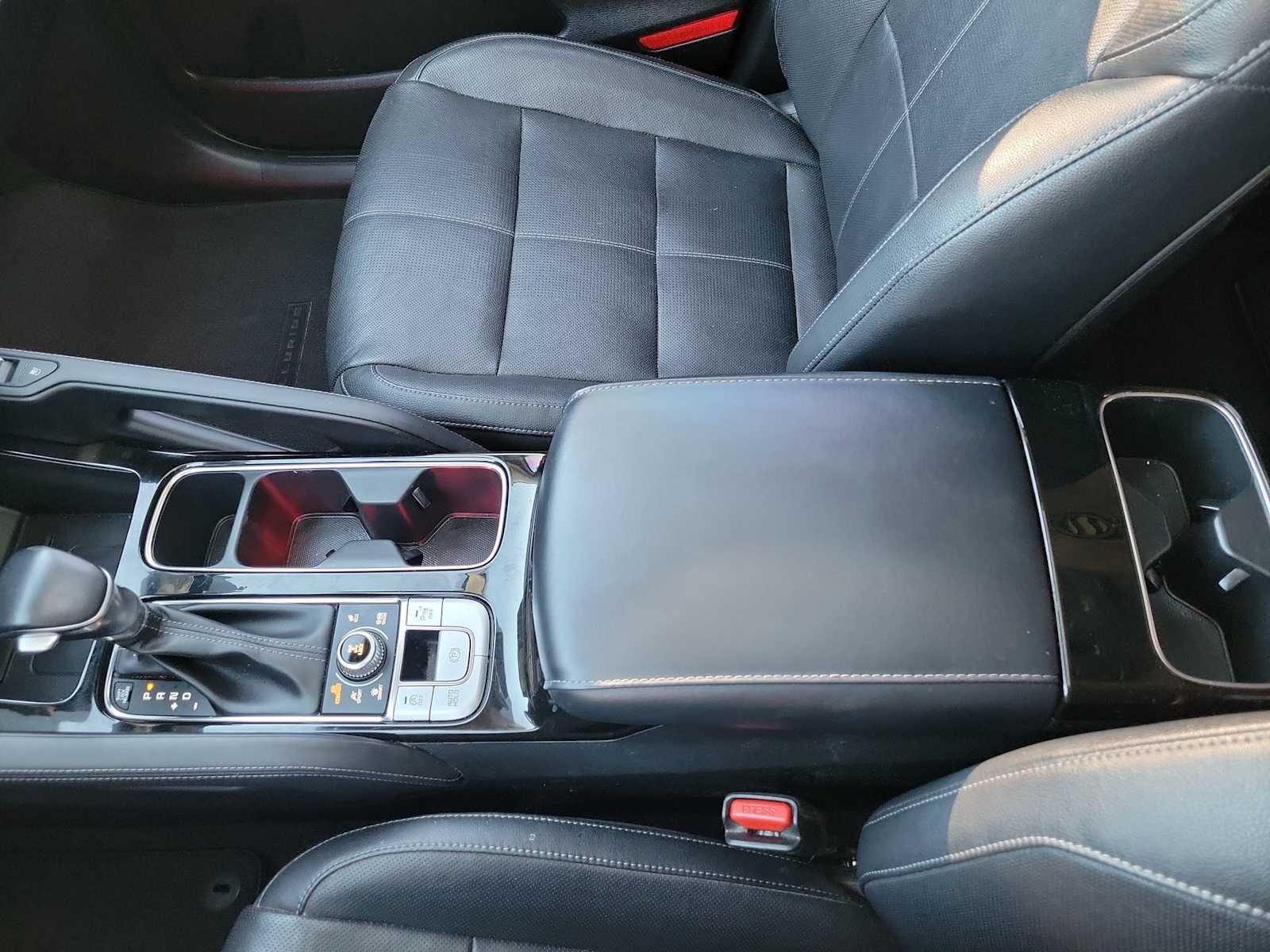 Thumbnail: 2022 Kia Telluride - 19