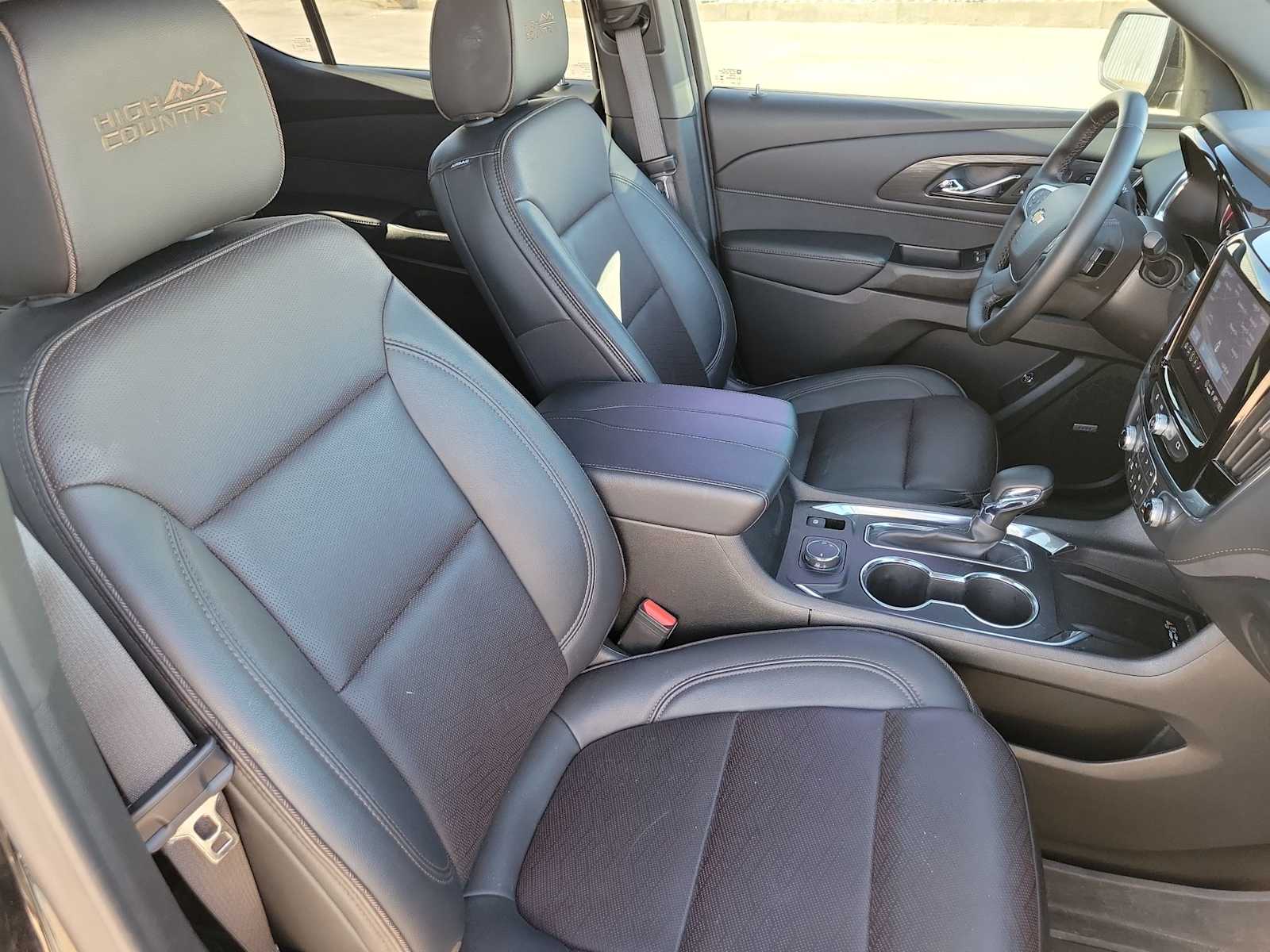 Thumbnail: 2023 Chevrolet Traverse - 21