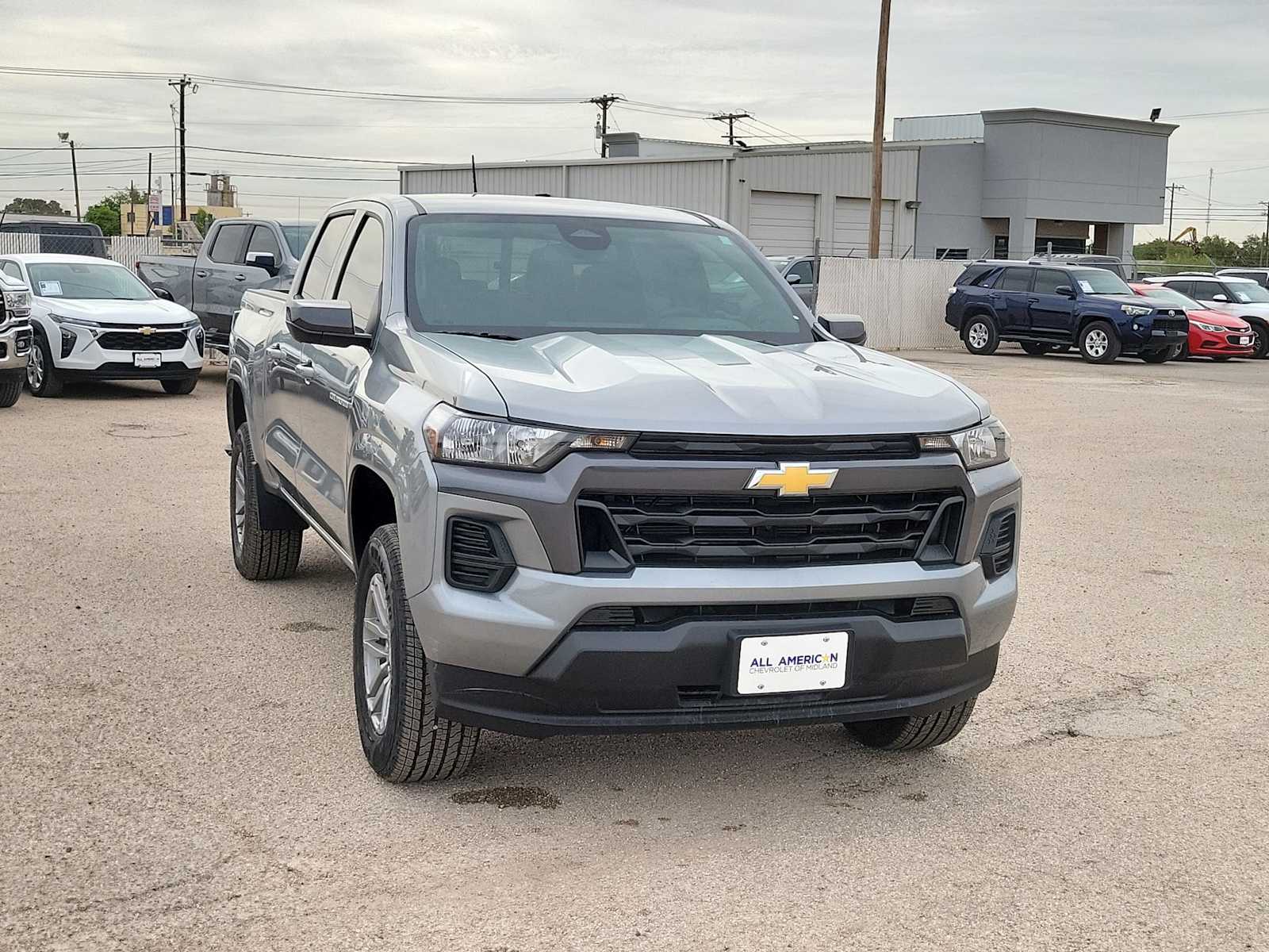 Thumbnail: 2026 Chevrolet Colorado - 2
