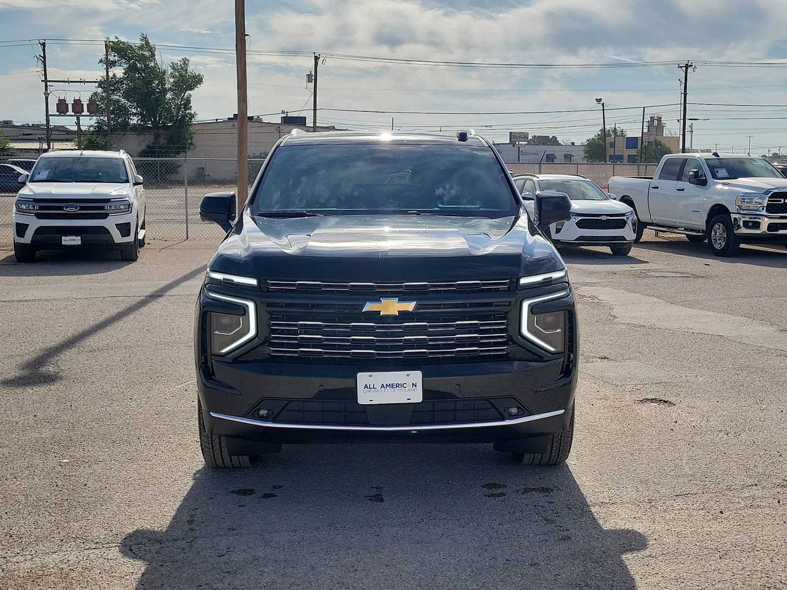 Thumbnail: 2026 Chevrolet Tahoe - 3