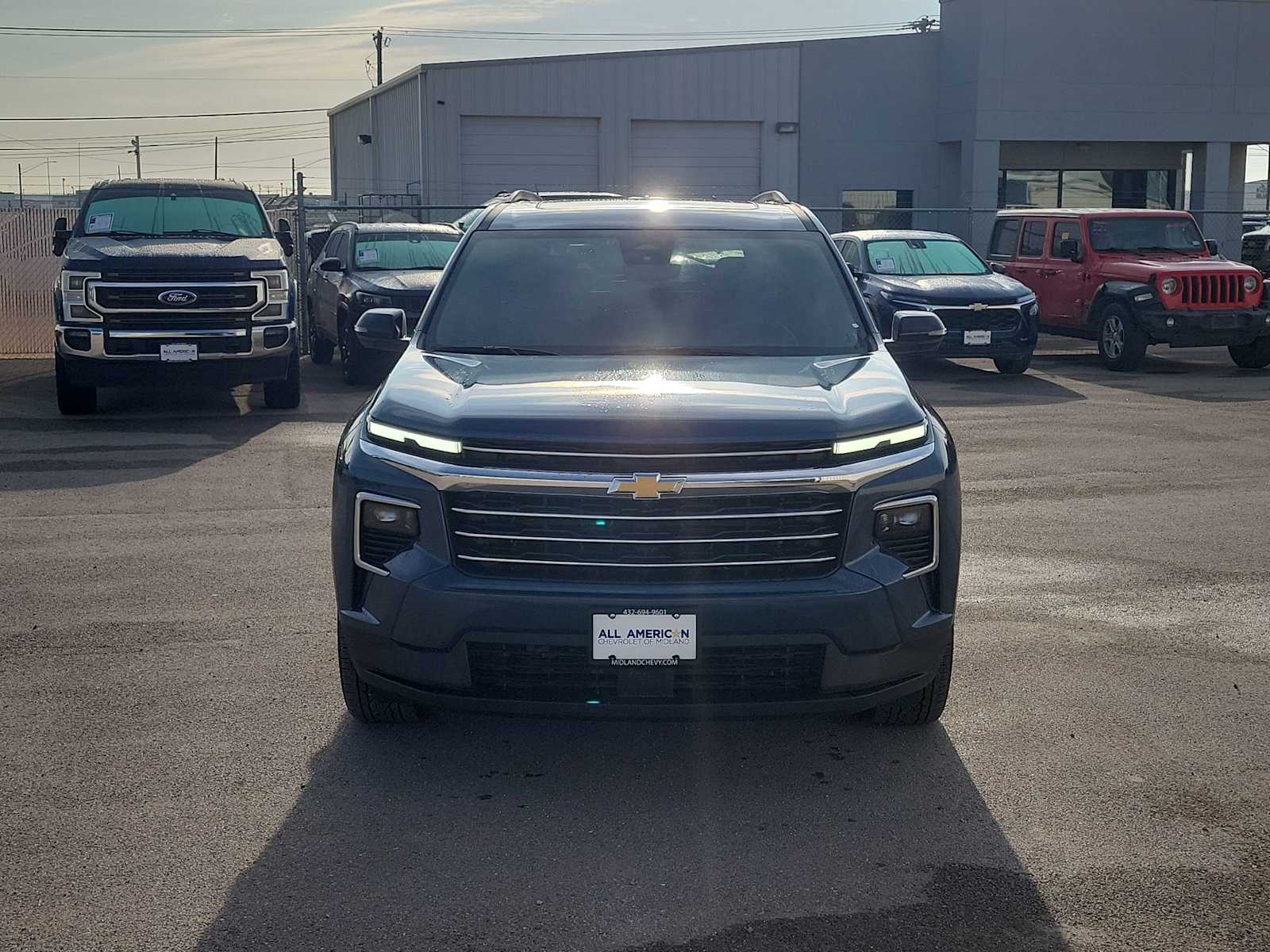 Thumbnail: 2026 Chevrolet Traverse - 3