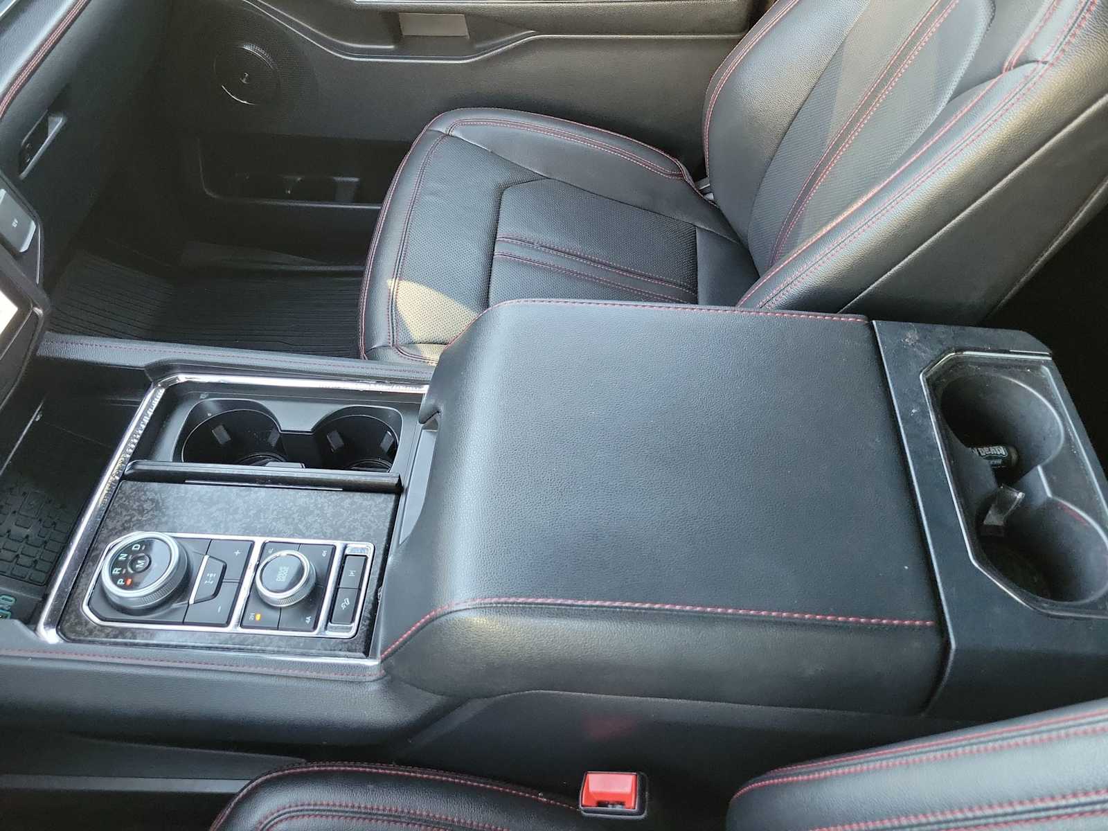 Thumbnail: 2022 Ford Expedition - 20