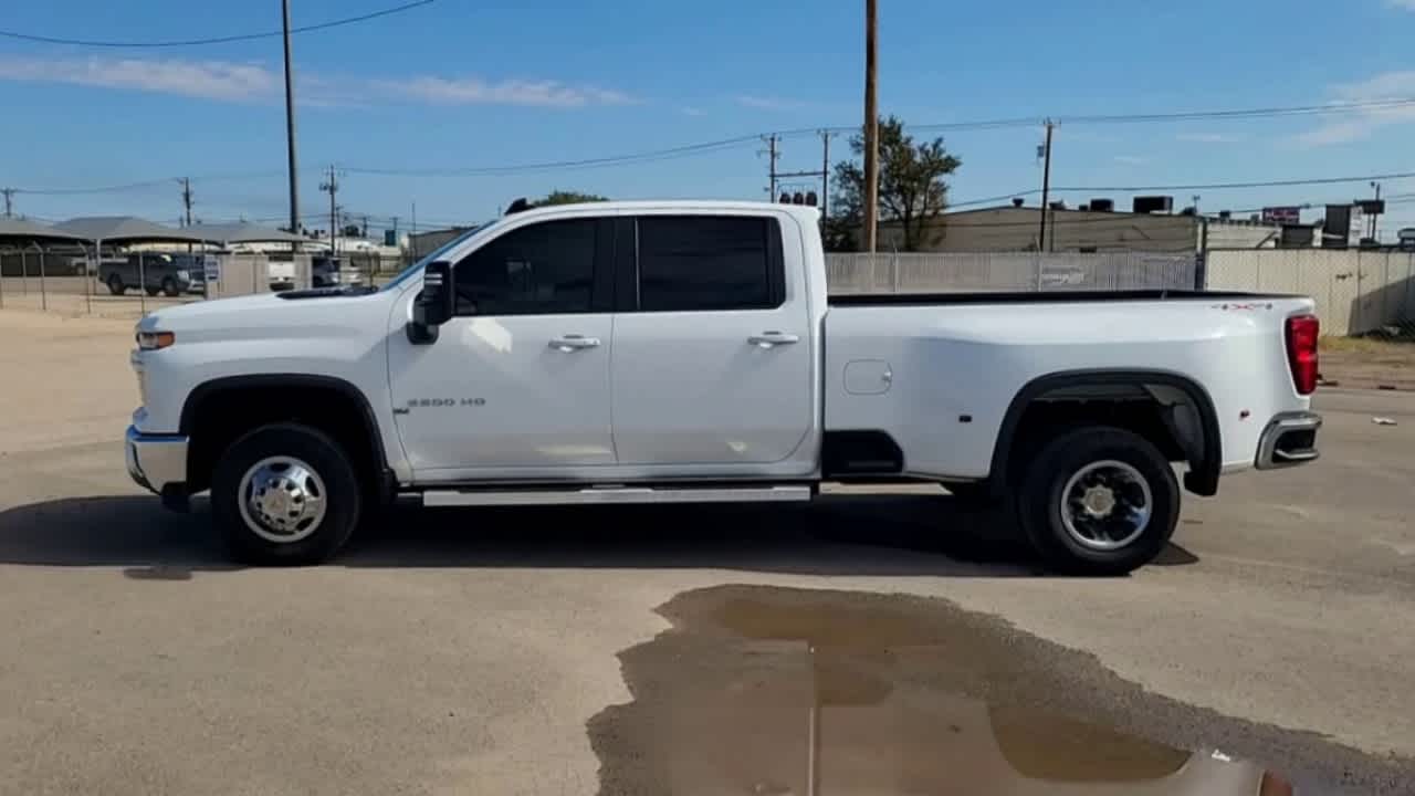 Thumbnail: 2025 Chevrolet Silverado 3500 - 5