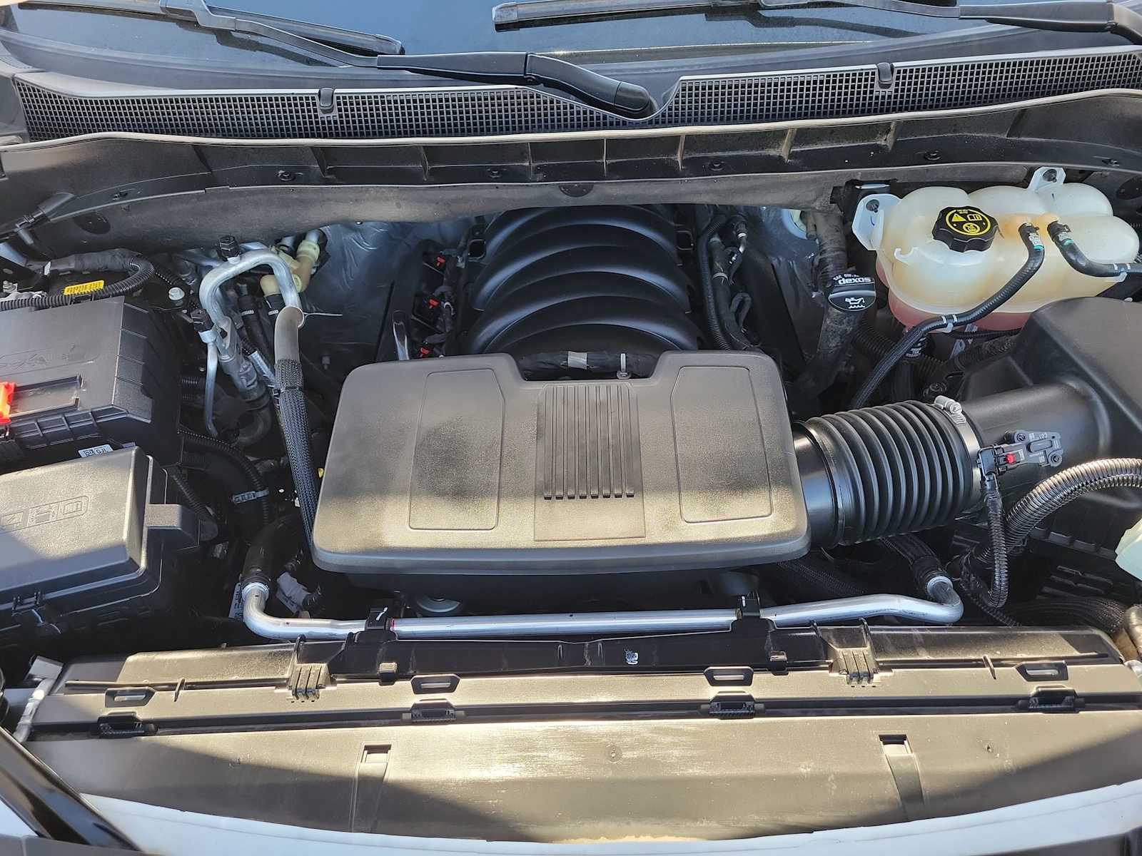 Thumbnail: 2023 Chevrolet Tahoe - 17