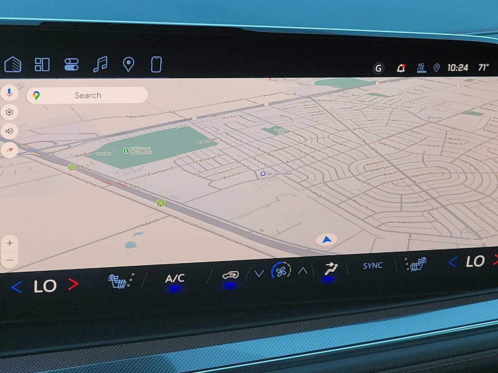 Thumbnail: 2026 Chevrolet Tahoe - 25