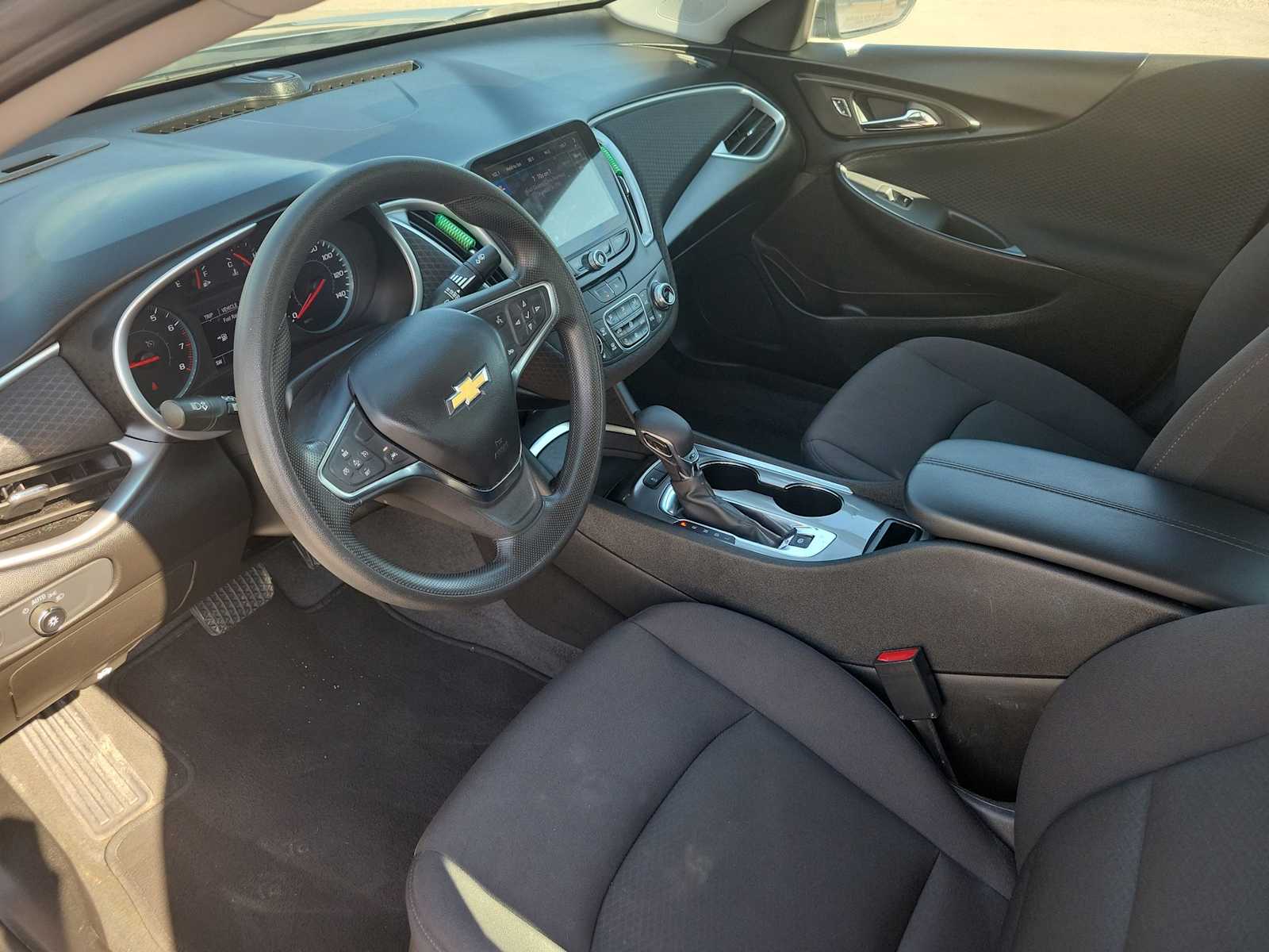 Thumbnail: 2024 Chevrolet Malibu - 10