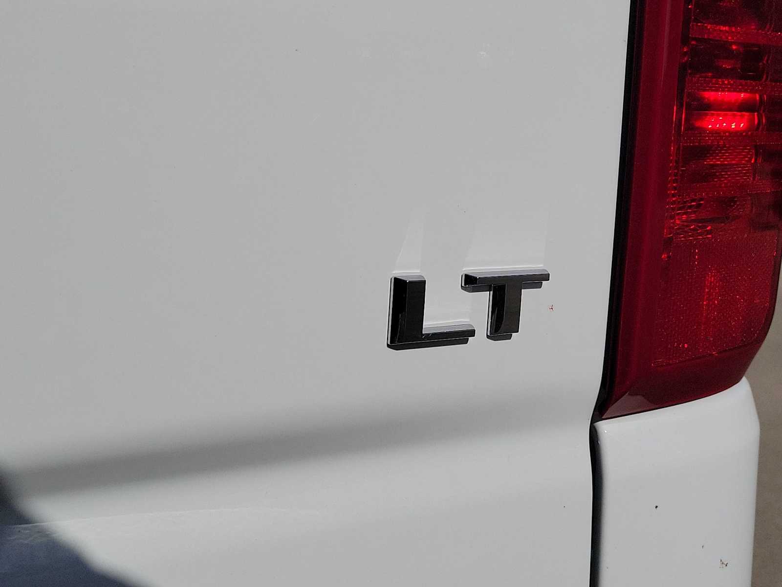 Thumbnail: 2026 Chevrolet Silverado 1500 - 15