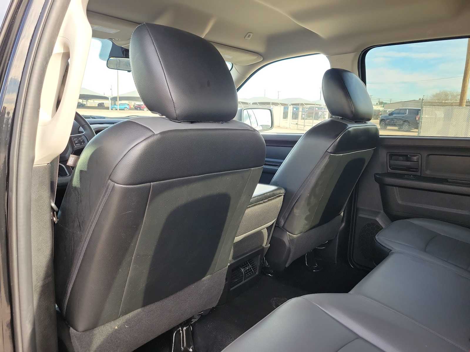 Thumbnail: 2023 RAM 1500 Classic - 16