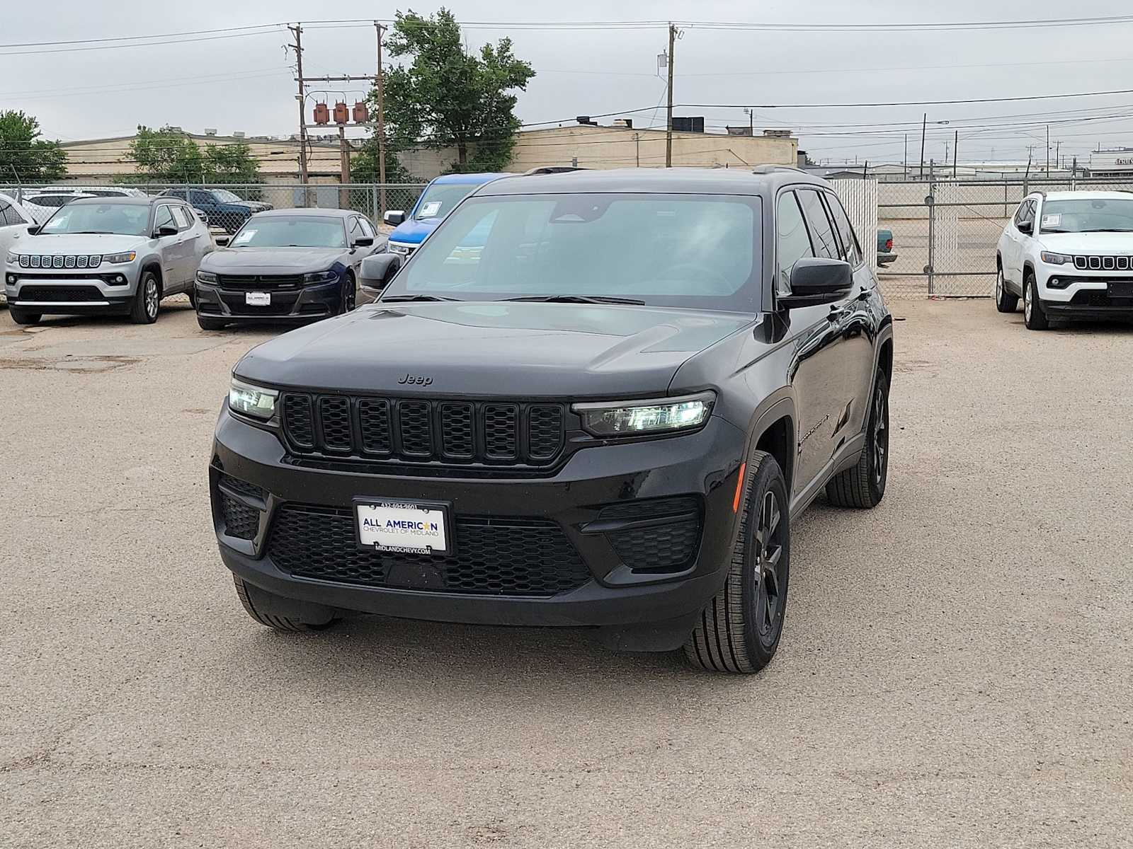 Thumbnail: 2024 Jeep Grand Cherokee - 4