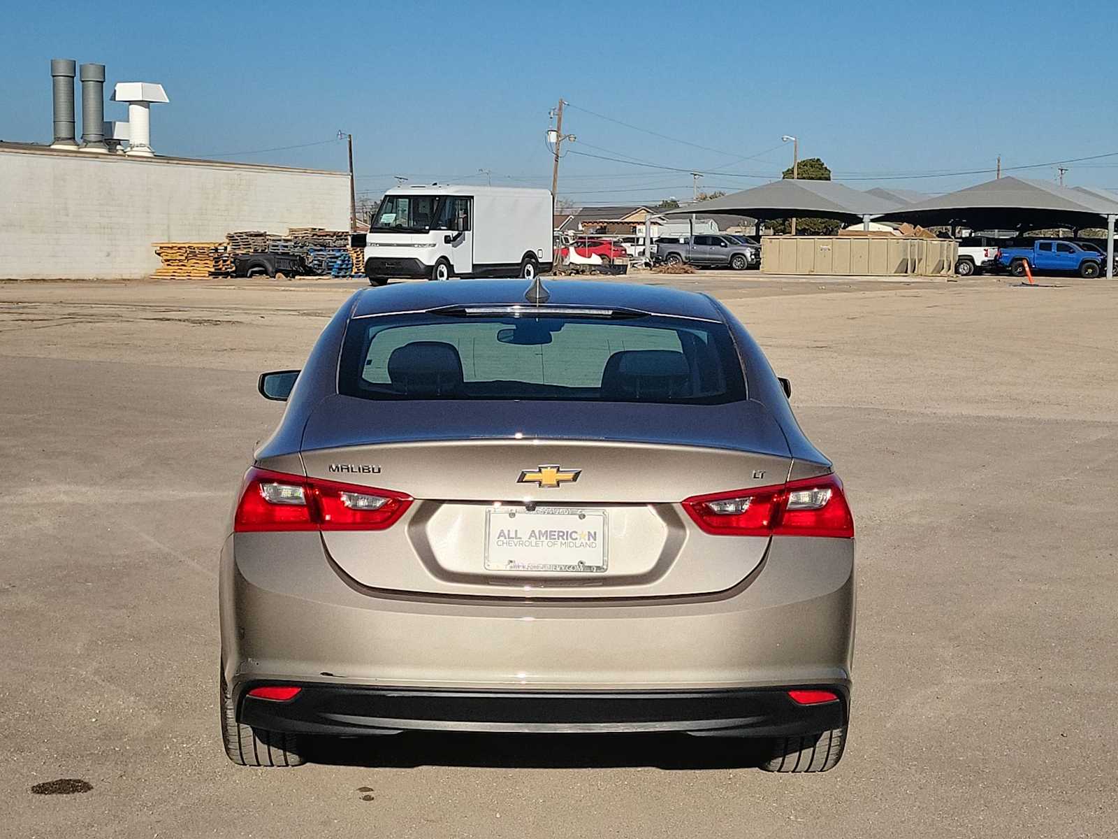 Thumbnail: 2023 Chevrolet Malibu - 13