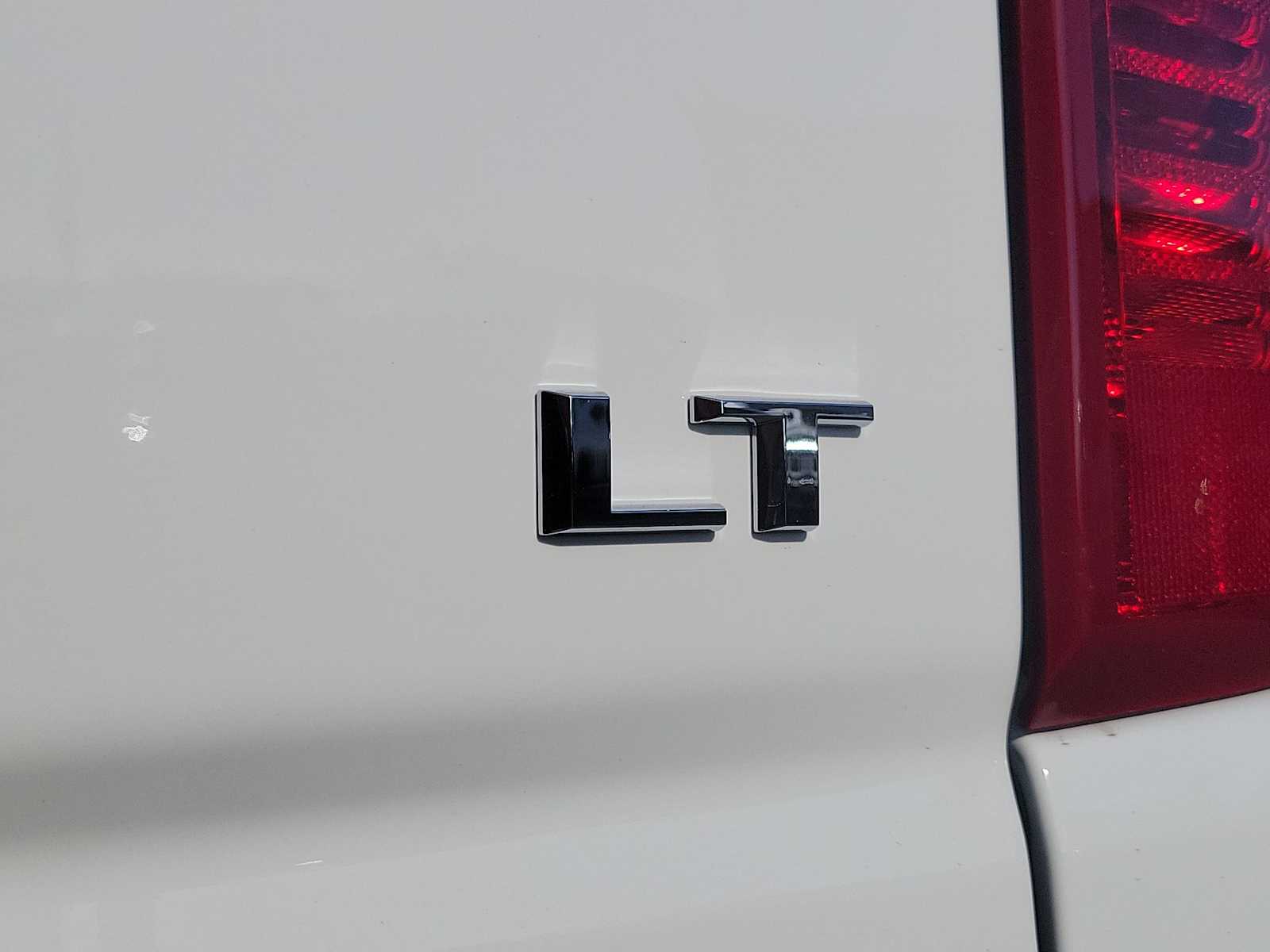 Thumbnail: 2026 Chevrolet Silverado 1500 - 15