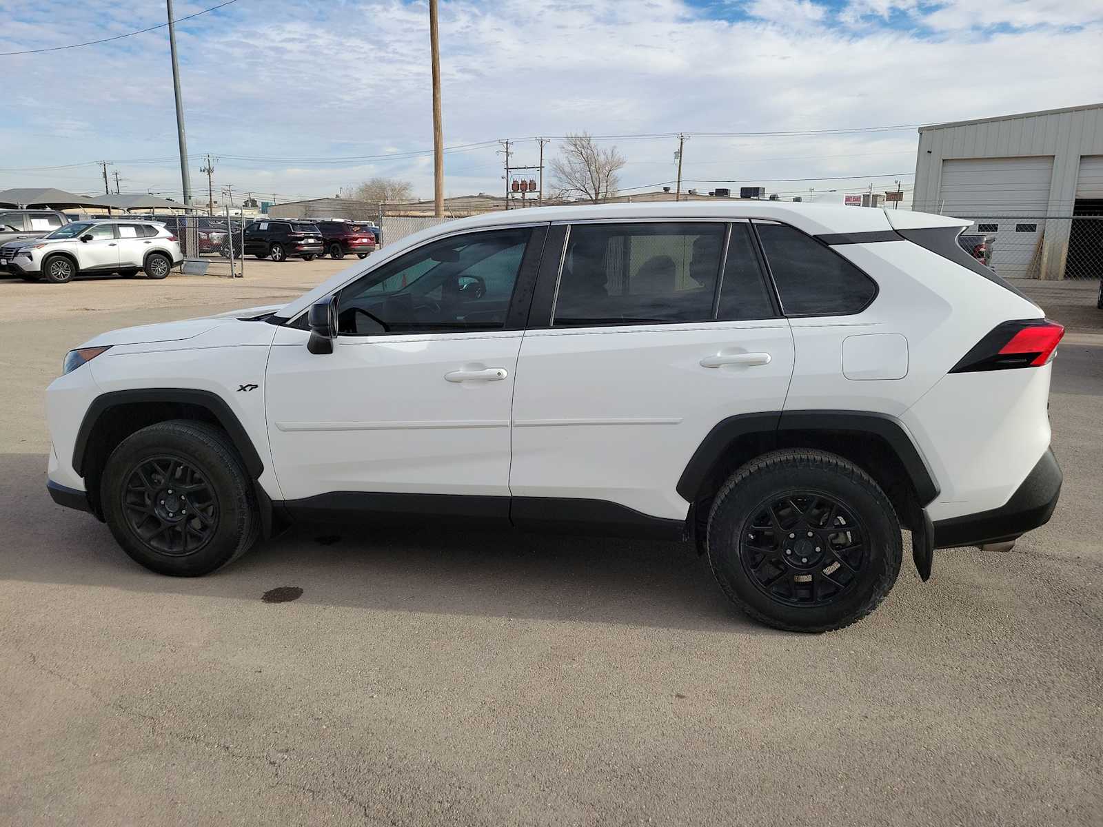 Thumbnail: 2022 Toyota RAV4 - 11