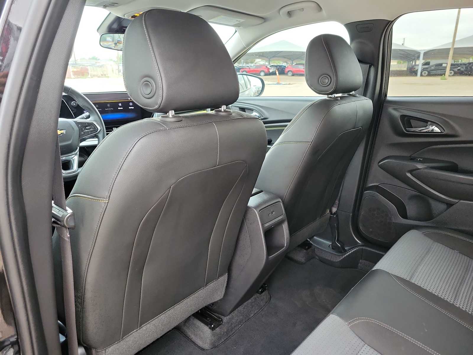 Thumbnail: 2025 Chevrolet Trax - 16