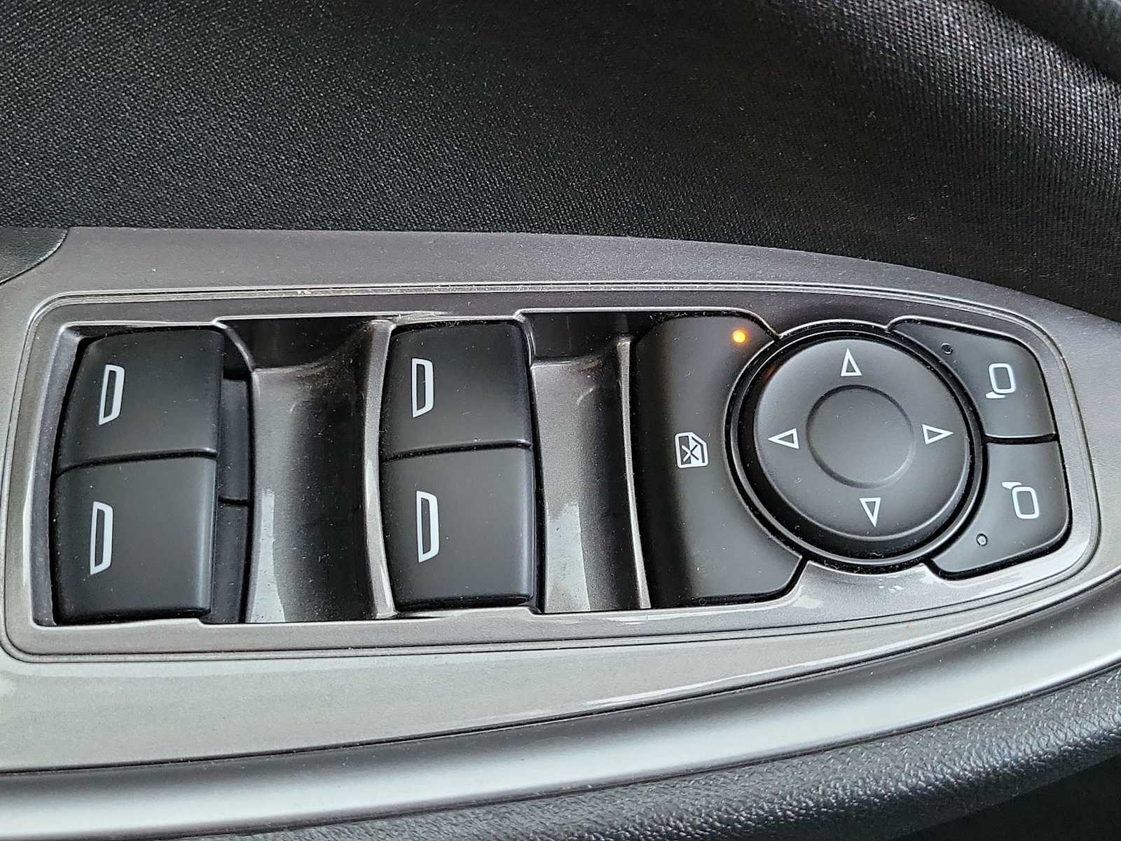 Thumbnail: 2022 Chevrolet Malibu - 27