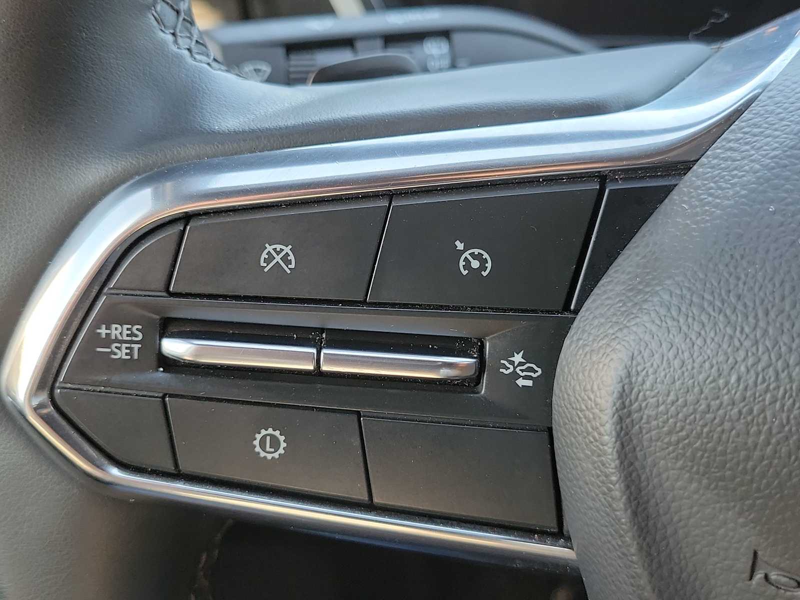 Thumbnail: 2025 Chevrolet Tahoe - 23