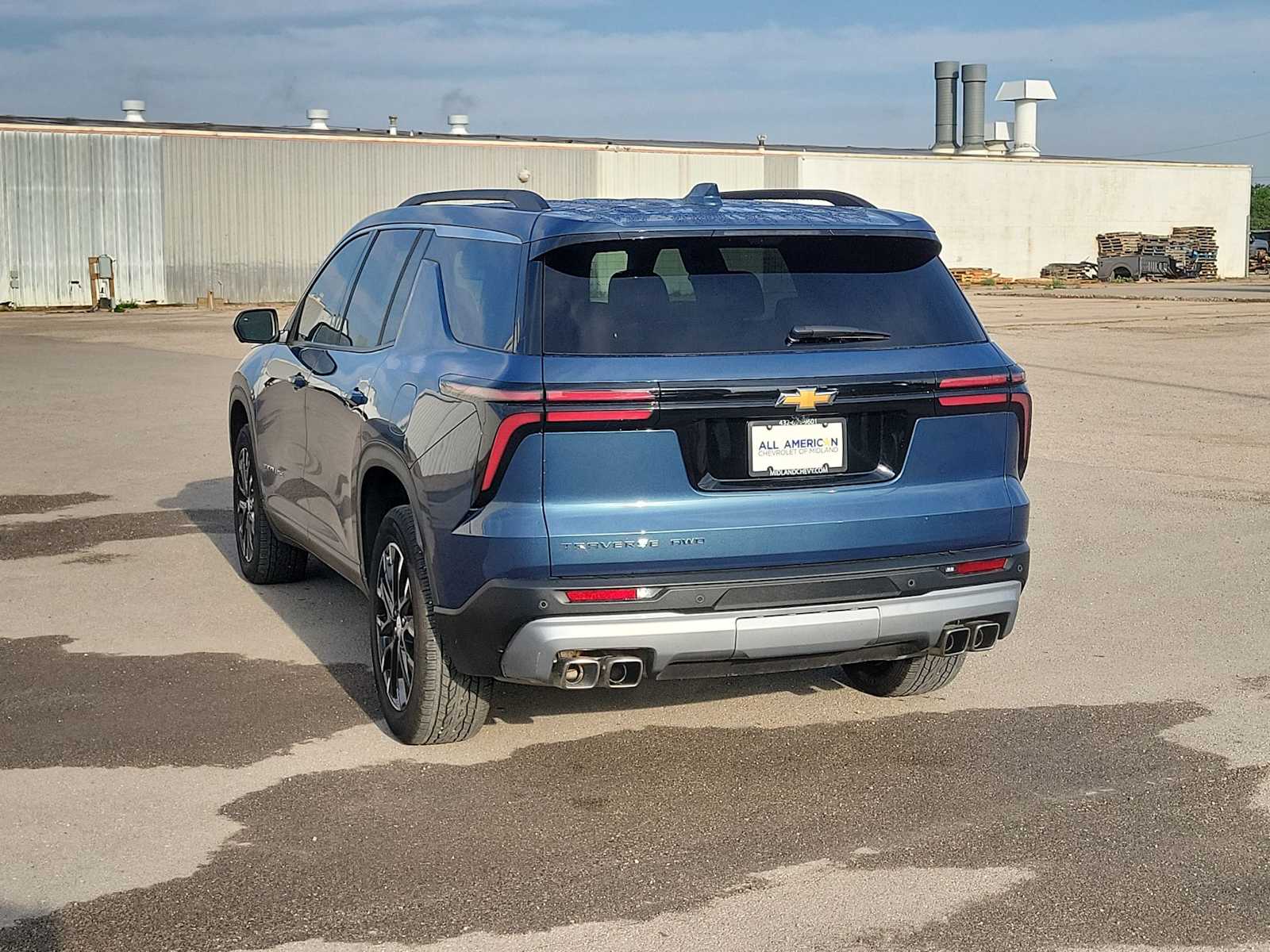 Thumbnail: 2026 Chevrolet Traverse - 6