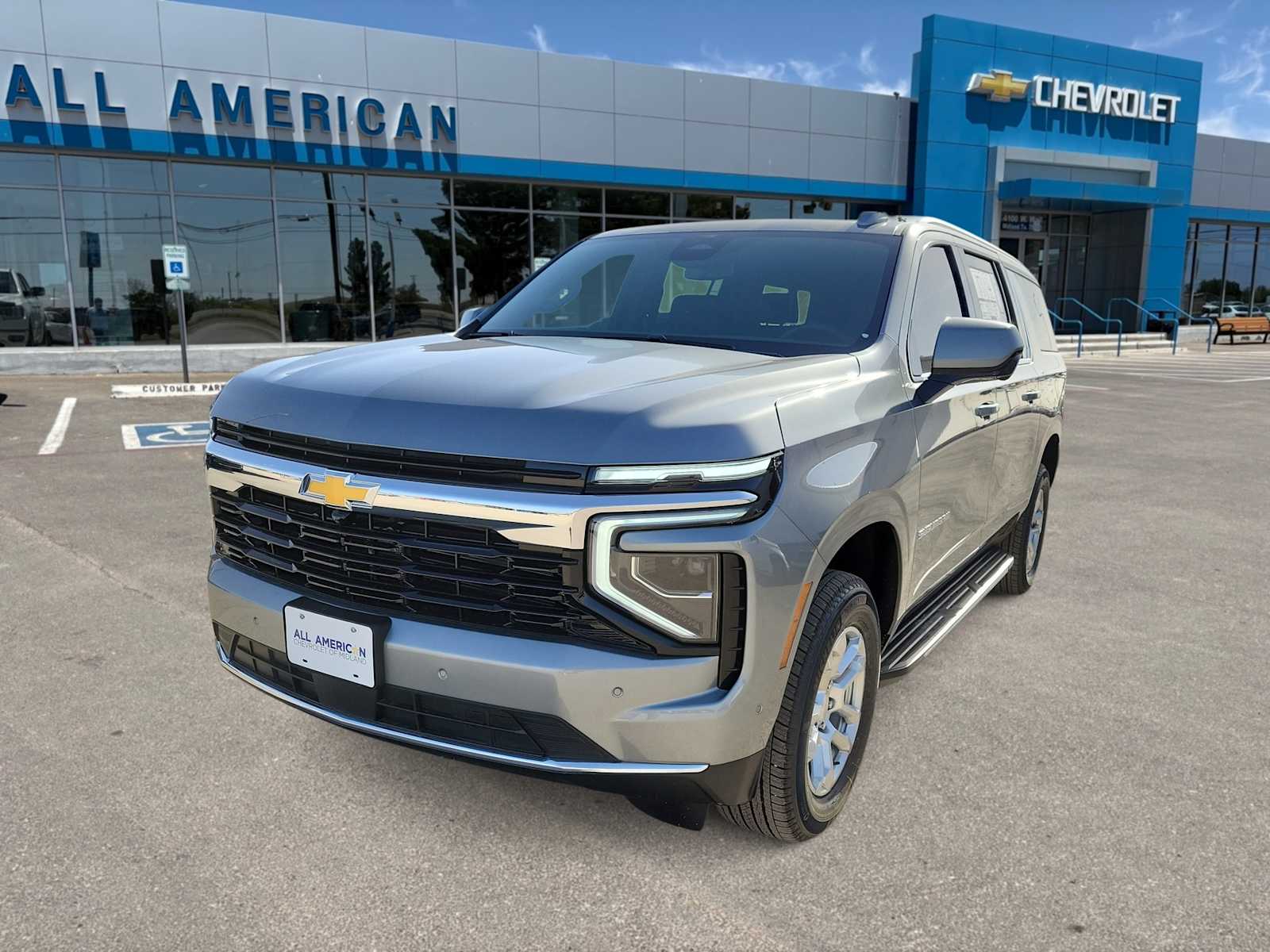 Thumbnail: 2026 Chevrolet Suburban - 1