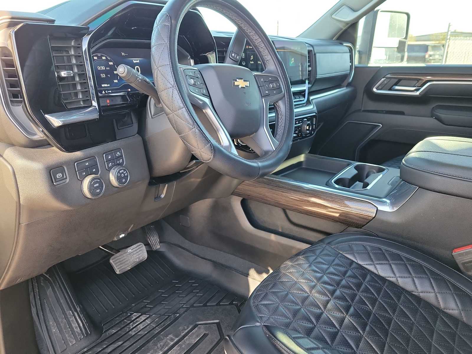 Thumbnail: 2025 Chevrolet Silverado 2500 - 10