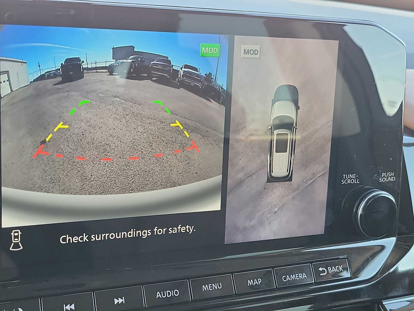 Thumbnail: 2025 Nissan Pathfinder - 24