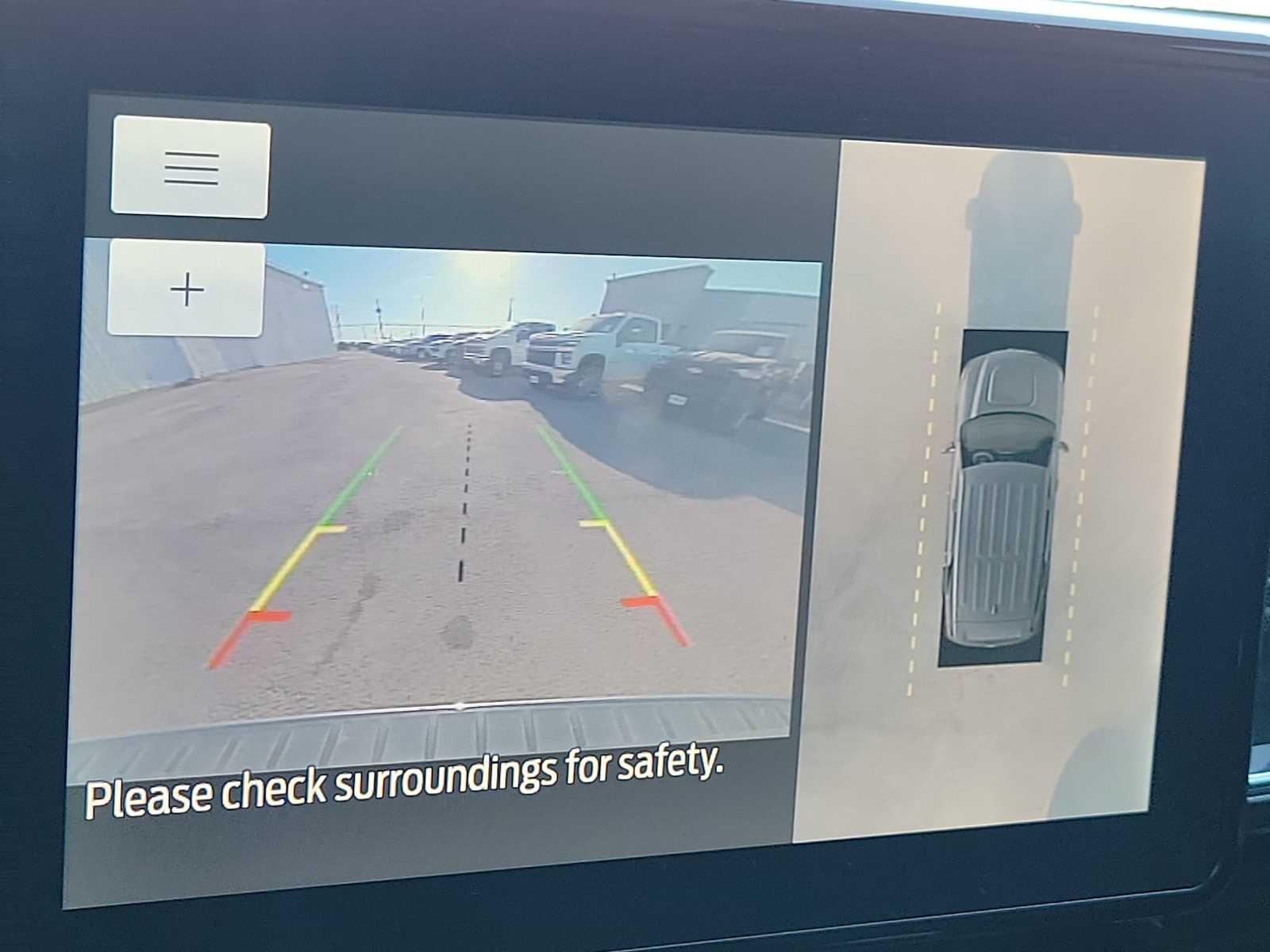 Thumbnail: 2022 Ford Explorer - 28