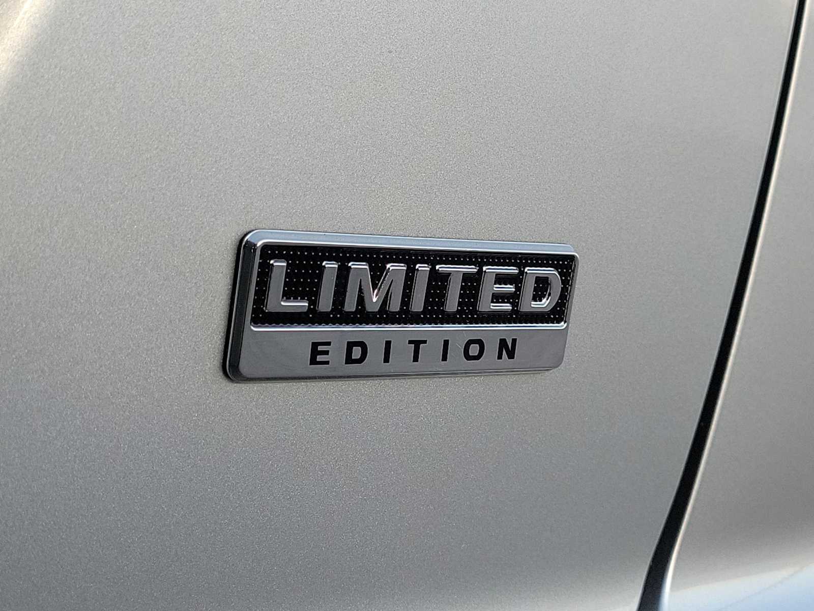 Thumbnail: 2024 Mitsubishi Eclipse Cross - 11