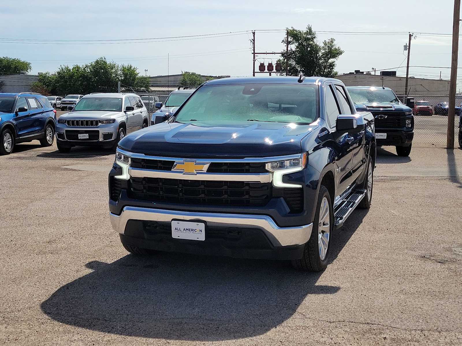 Thumbnail: 2022 Chevrolet Silverado 1500 - 4