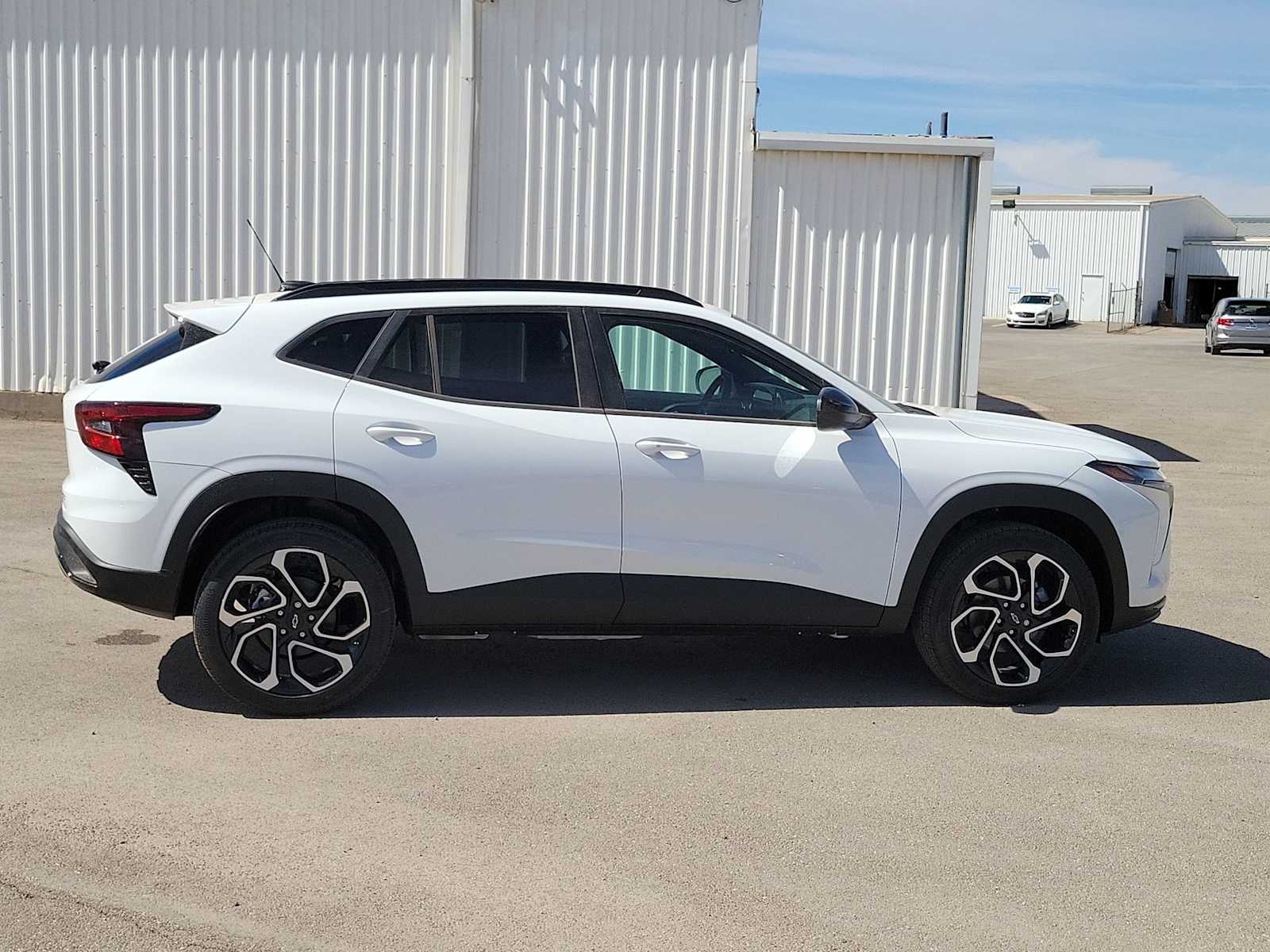 Thumbnail: 2026 Chevrolet Trax - 9