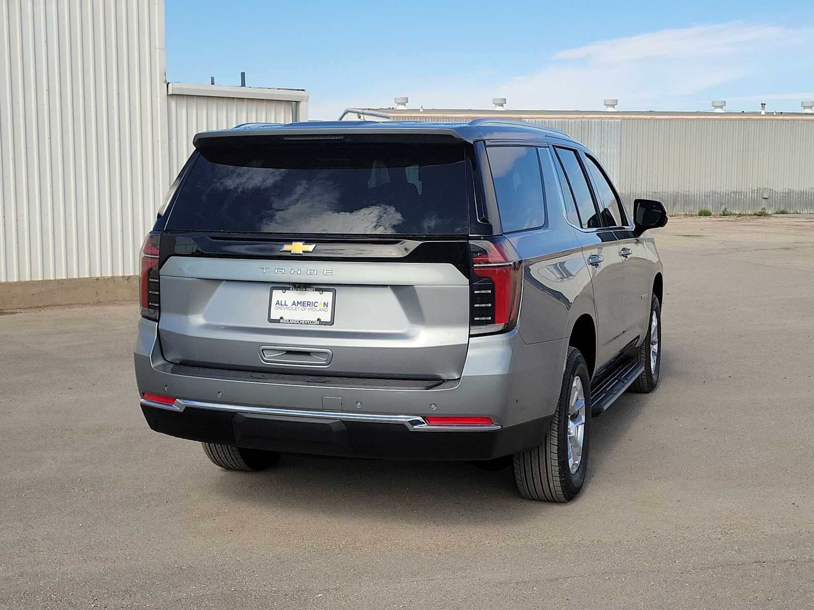 Thumbnail: 2026 Chevrolet Tahoe - 8