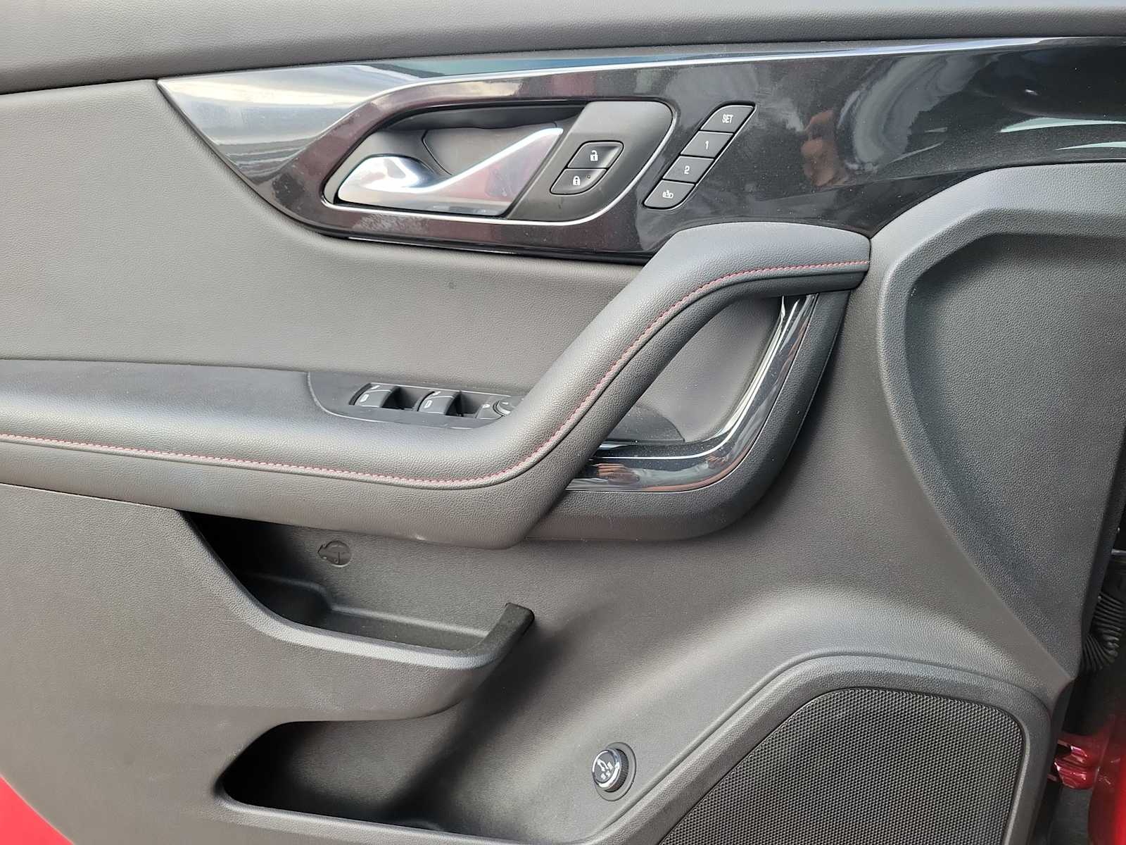 Thumbnail: 2023 Chevrolet Blazer - 19