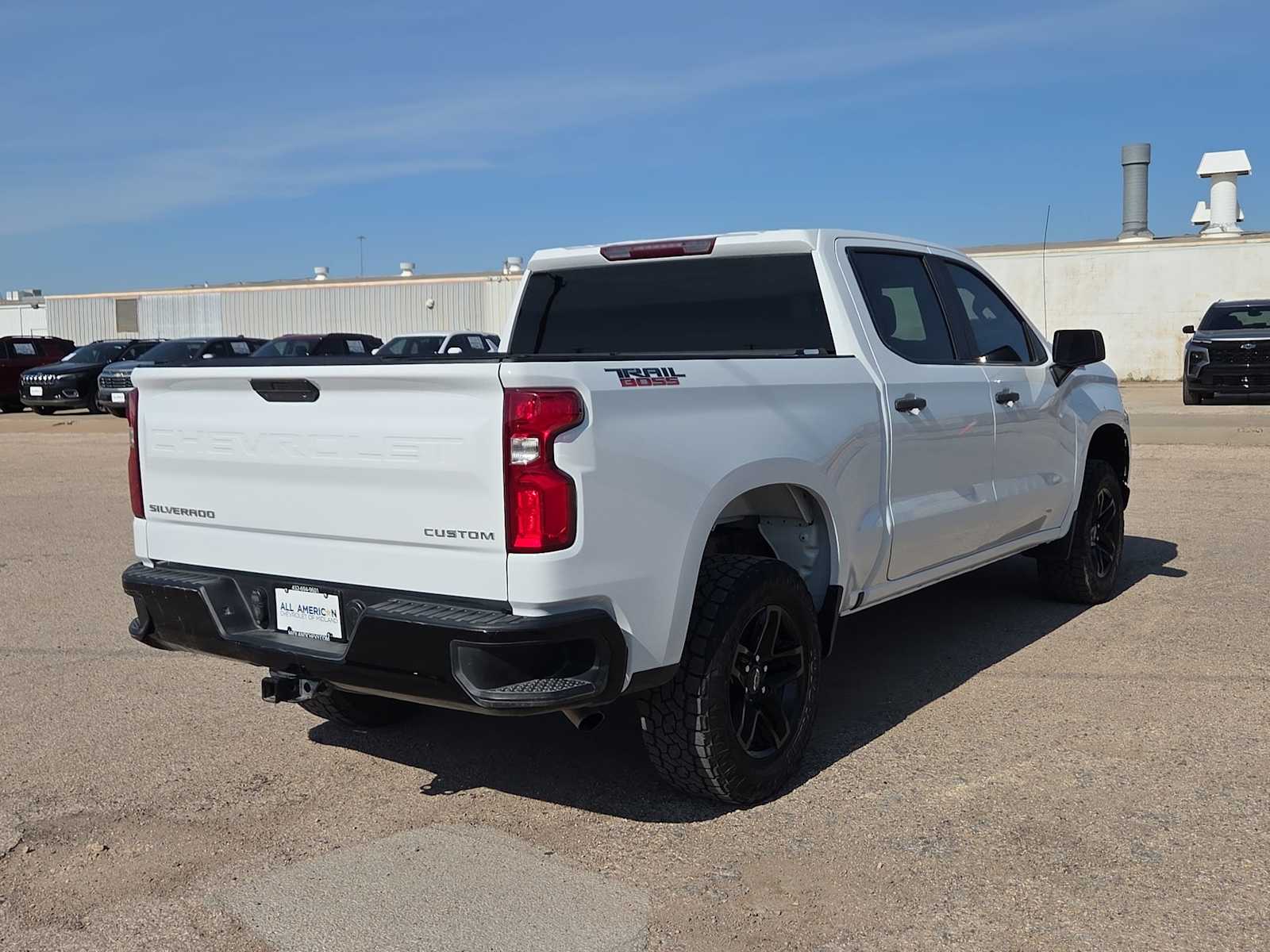 Thumbnail: 2022 Chevrolet Silverado 1500 - 8